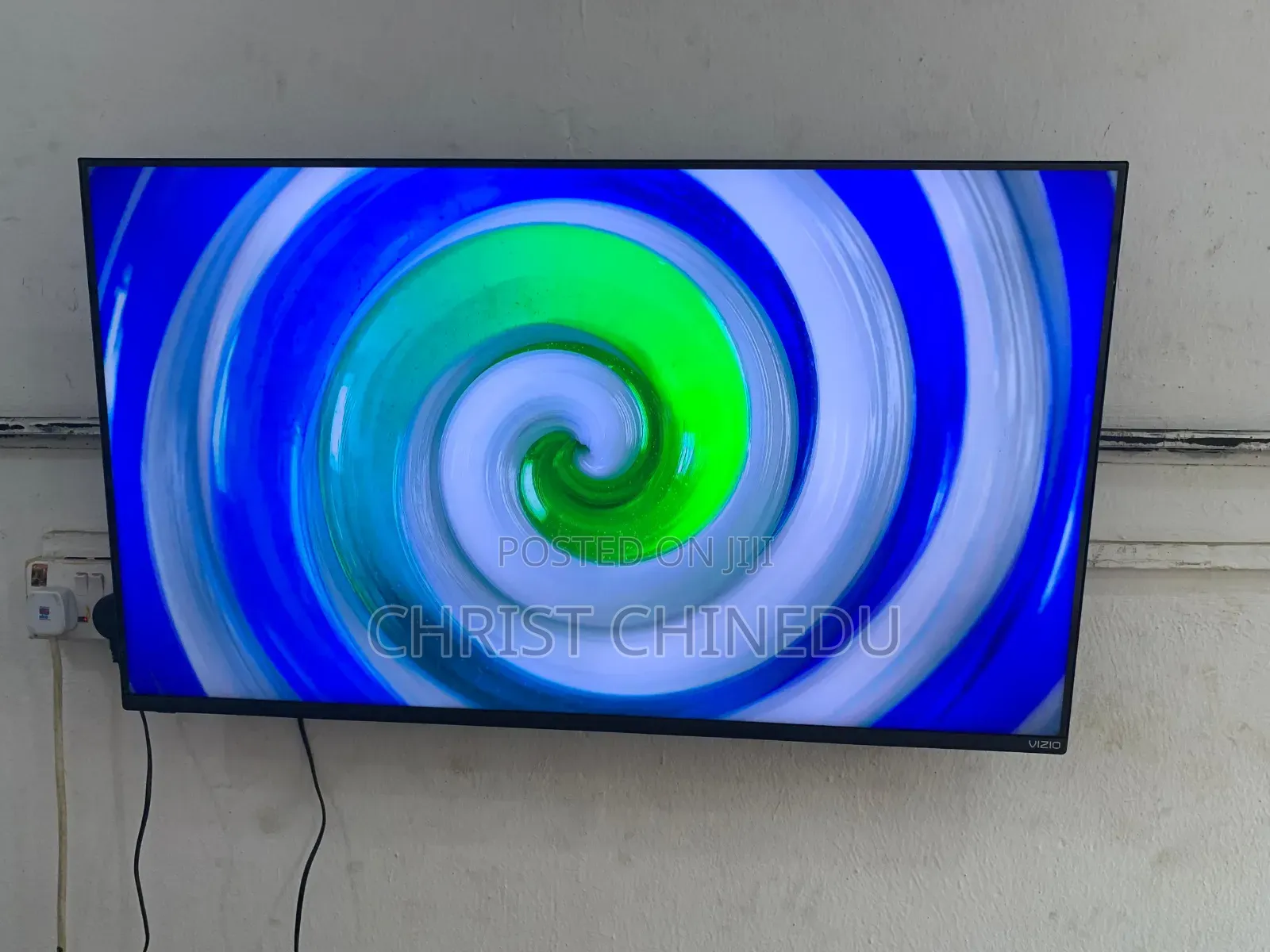 Vizio 43inches Smart Tv Real Frameless