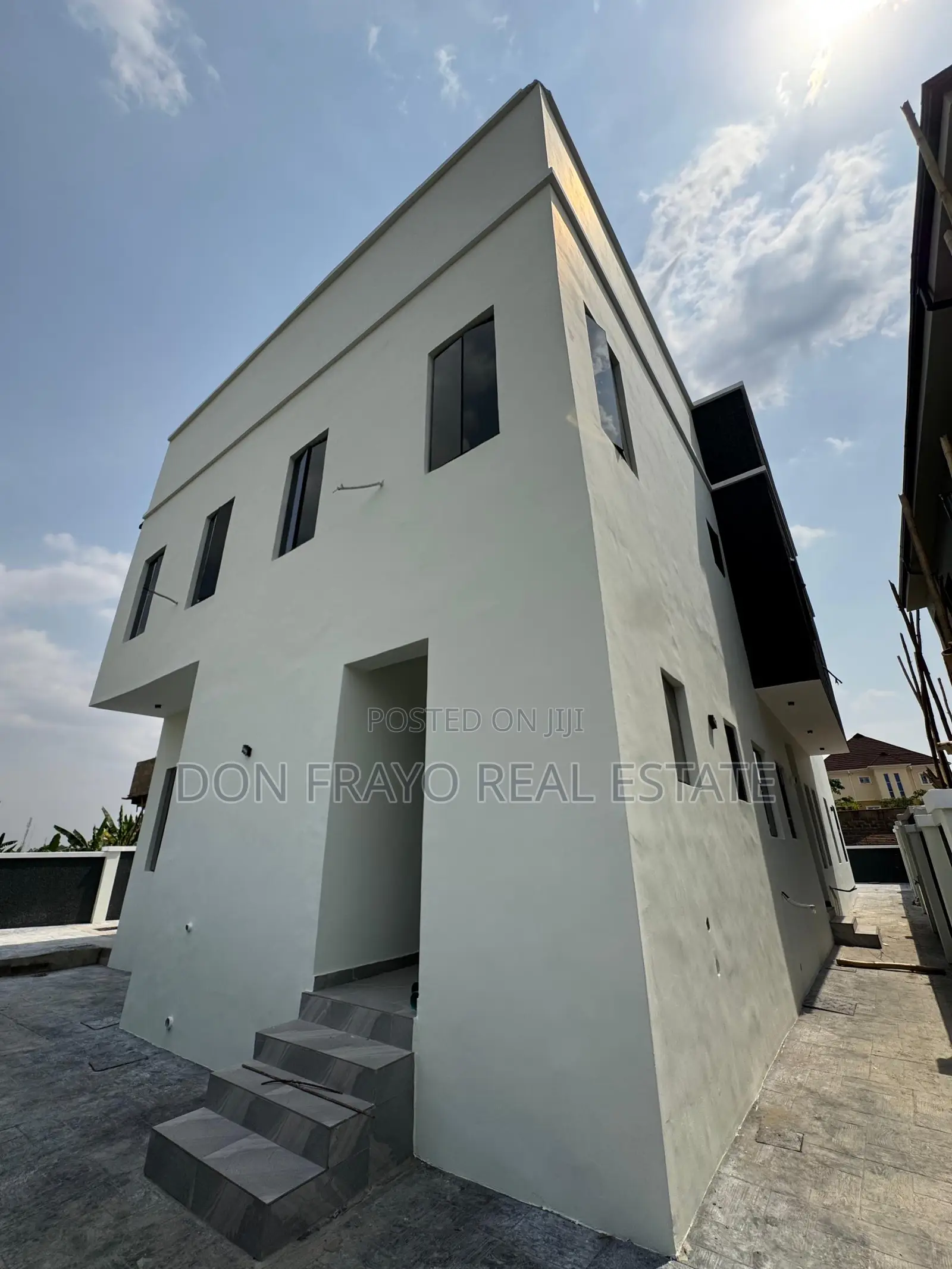 5bdrm Duplex in Carlton Gate Estate, Akobo for sale