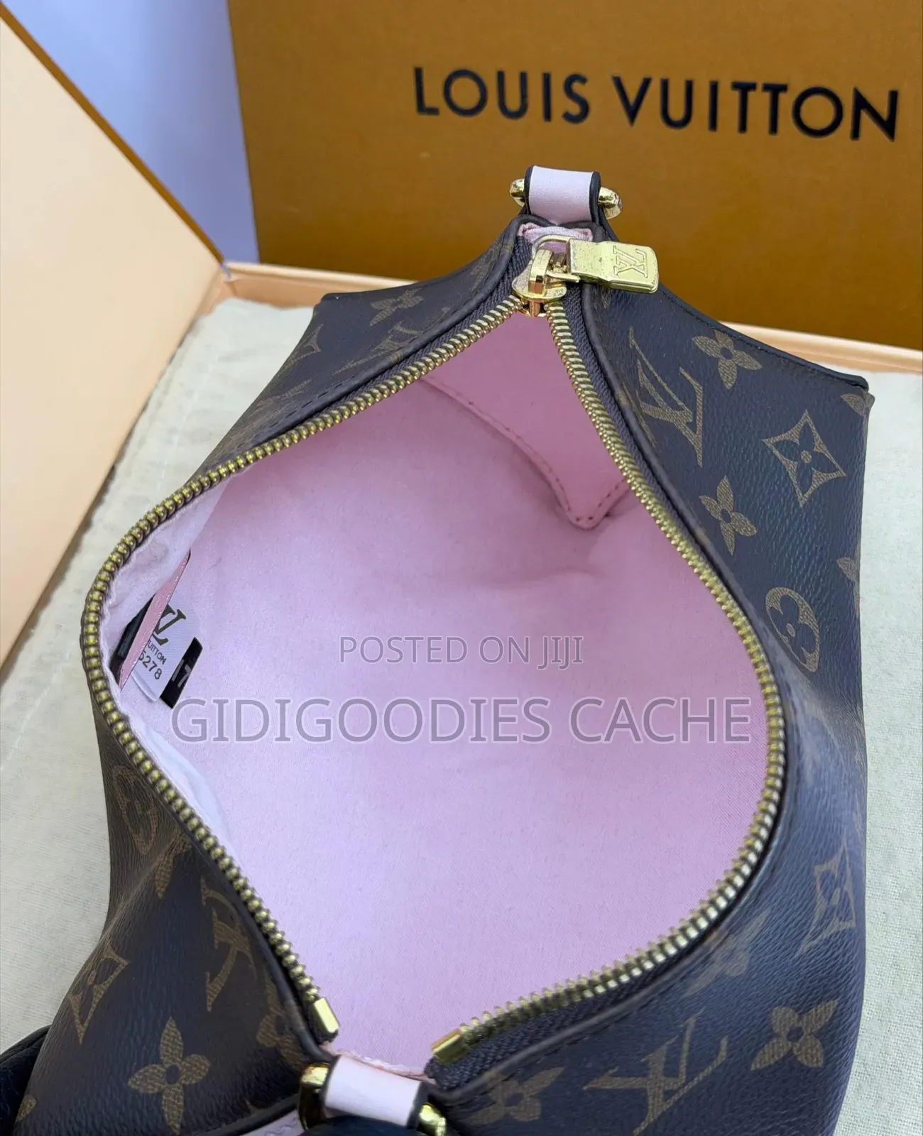 Lv Bloom Purse