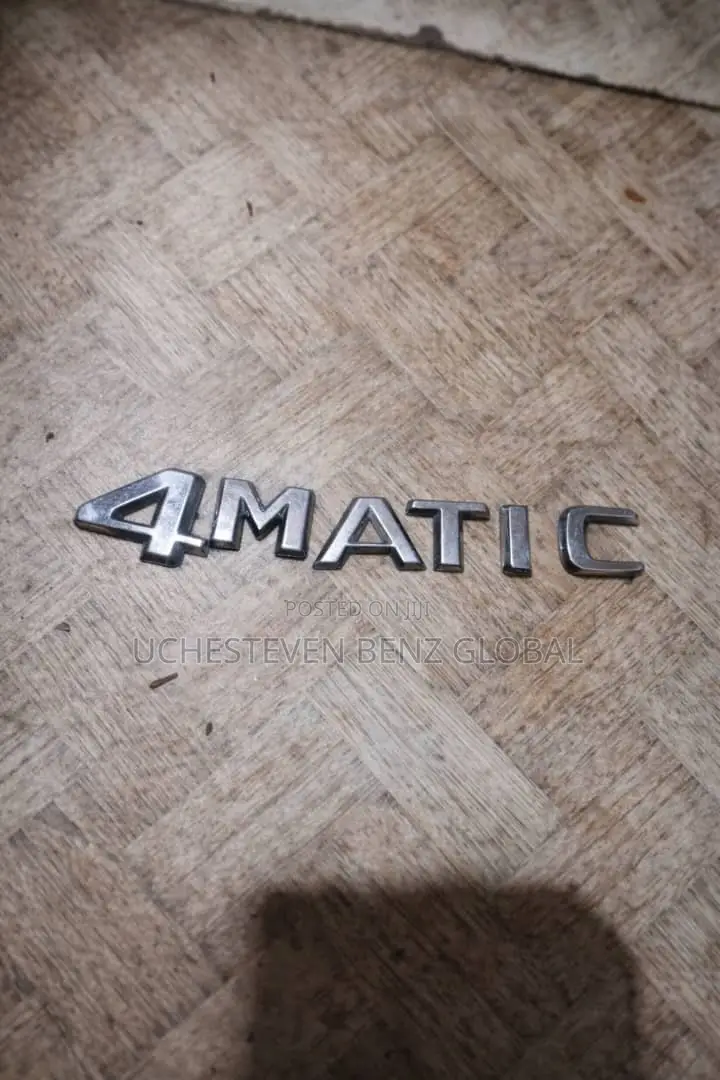 Mercedes Benz Logo for Booth 4matic Logo 204 , GLK Gle , and So