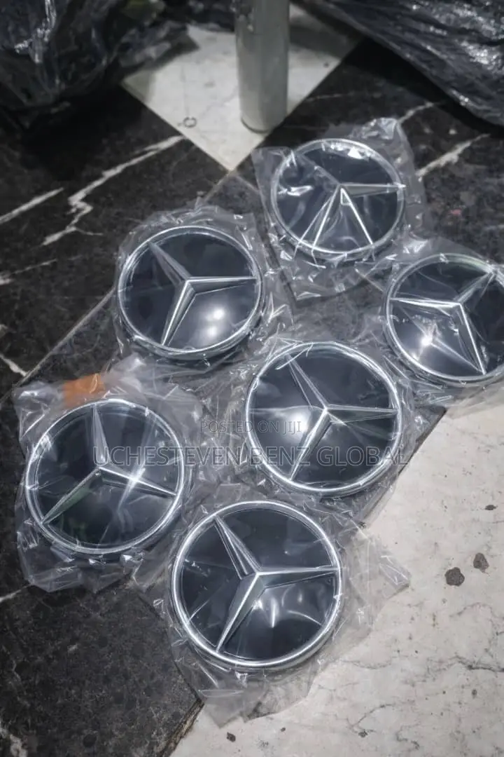 Front Grill Start for C300 W2o4 and So on Available
