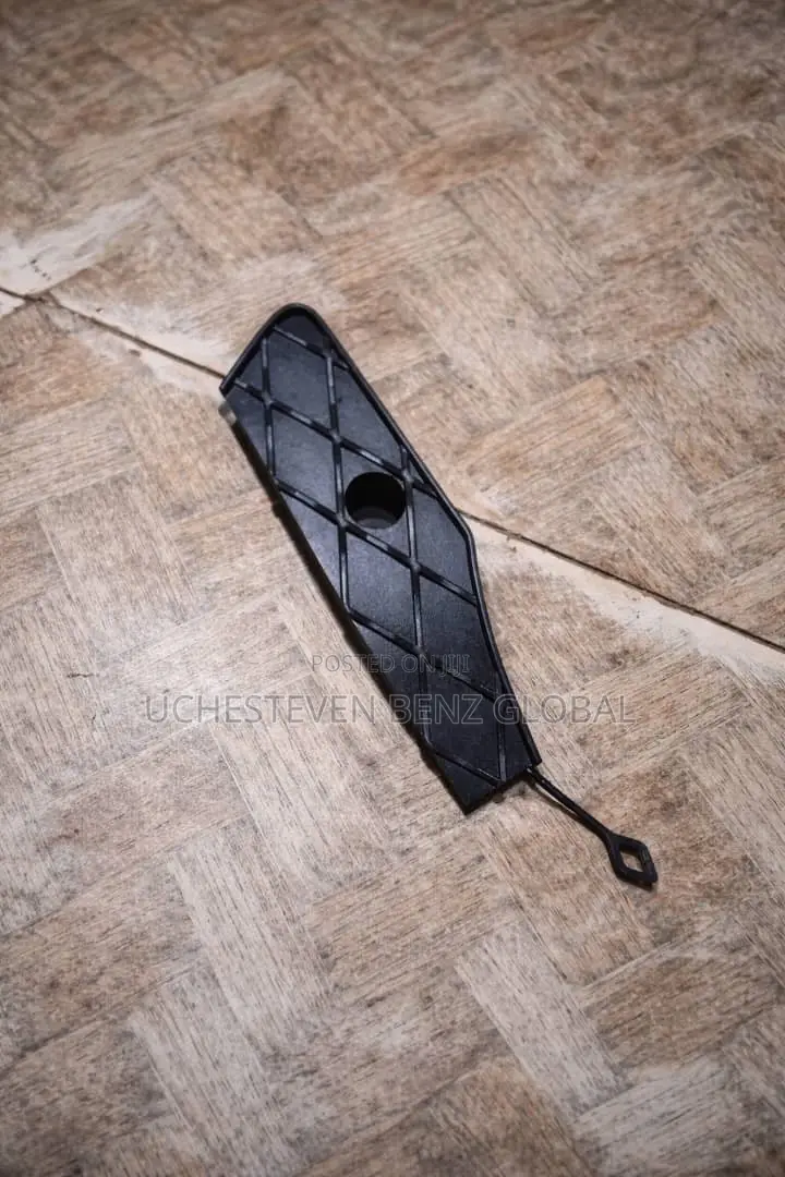 Front Bumper Towing Cover for Glk350 2013/15 Model