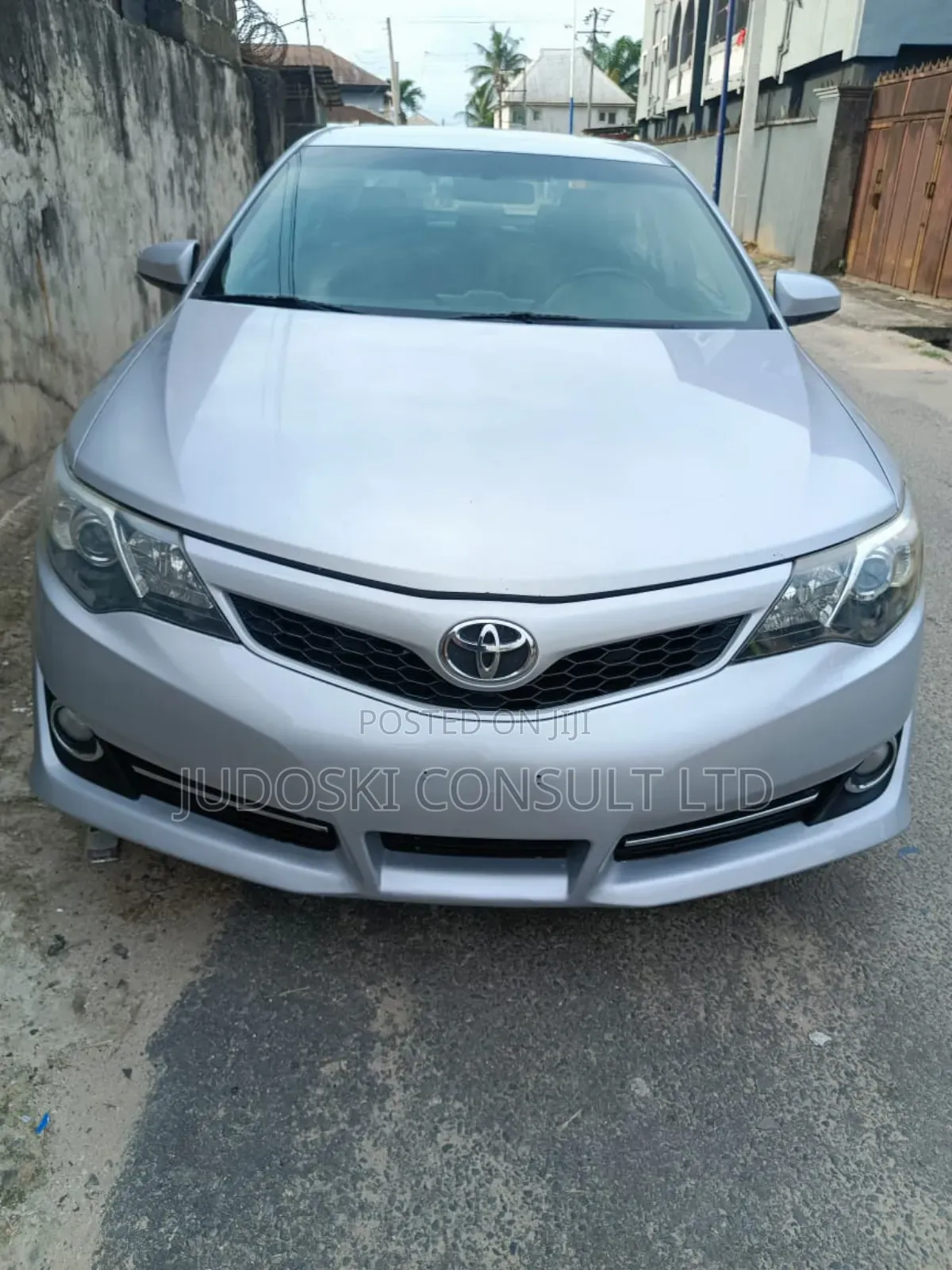Toyota Camry 2014 Silver