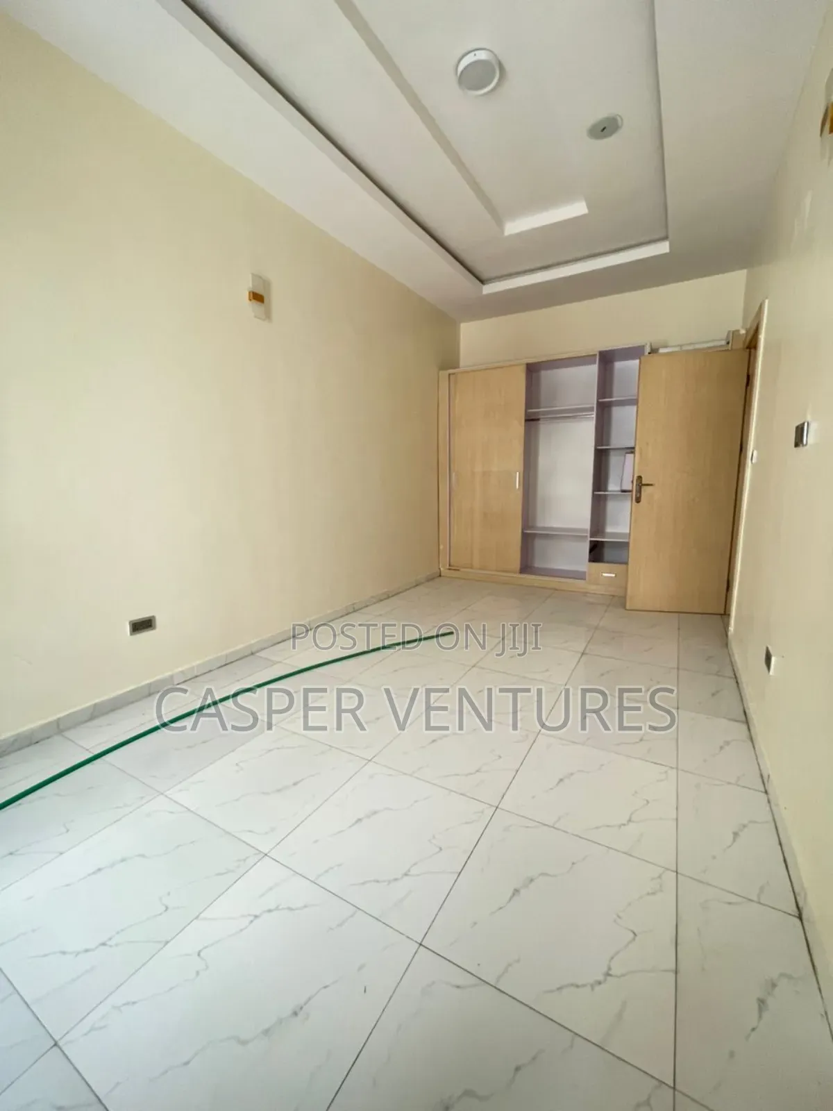 1bdrm Shared Apartment in Gra, Ikota for rent
