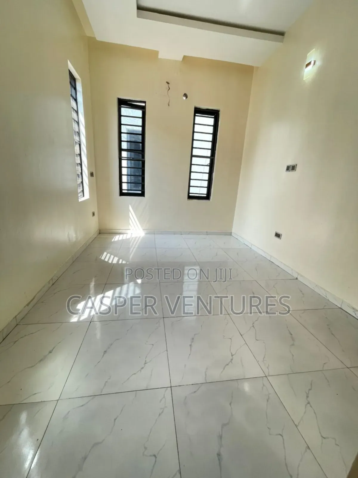 1bdrm Shared Apartment in Gra, Ikota for rent