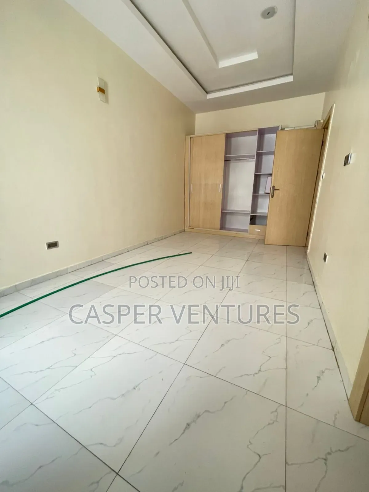 1bdrm Shared Apartment in Gra, Ikota for rent