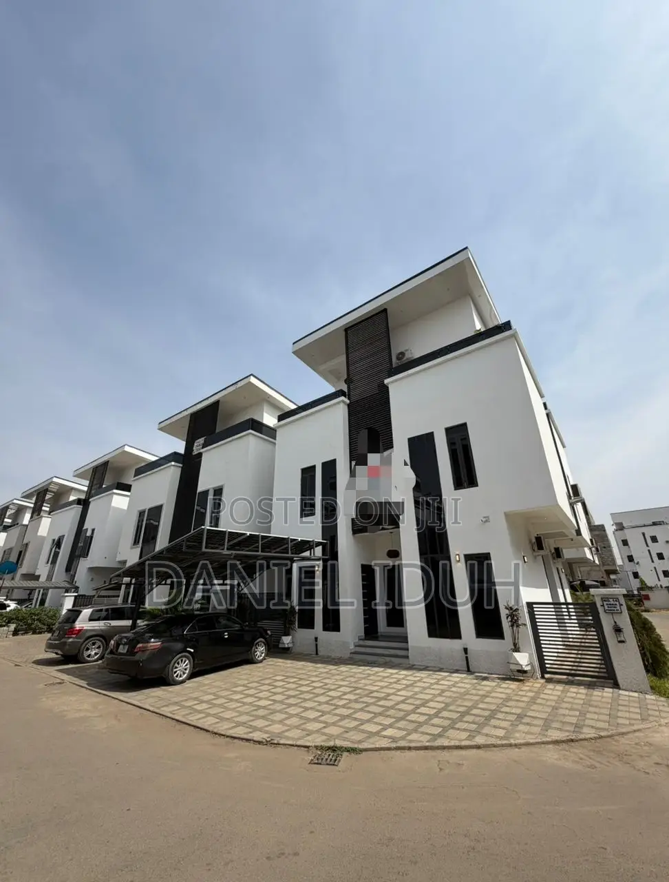4bdrm Duplex in Jahi for sale