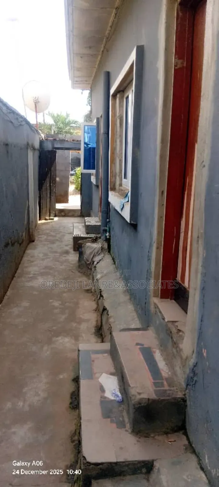 A 7 Rooms Hotel Available for Lease at Oko Oba Agege.