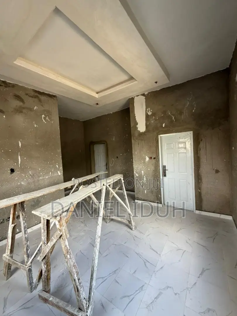 3bdrm Apartment in Kaura for sale