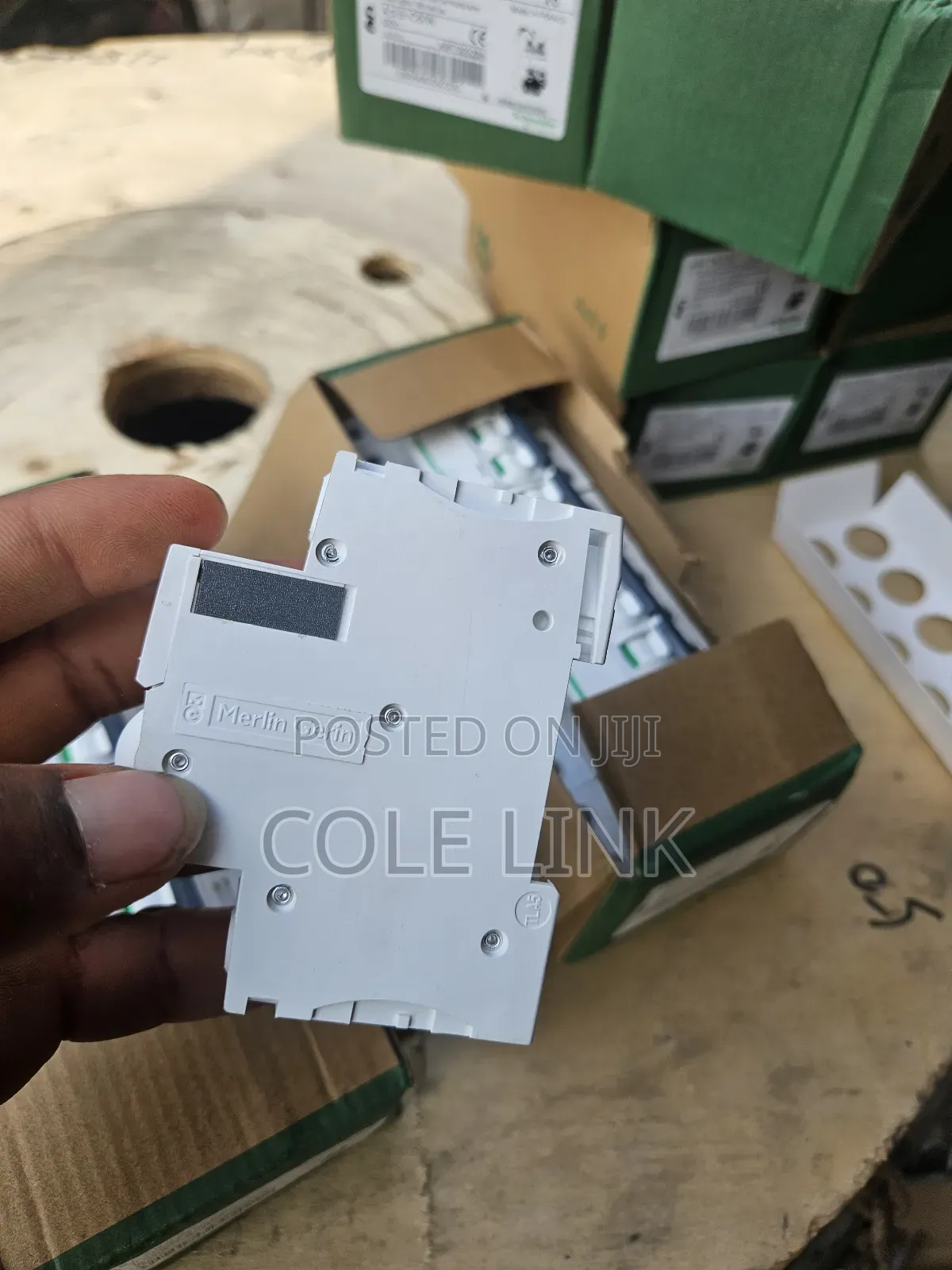 32amps 2pole MCB Breaker