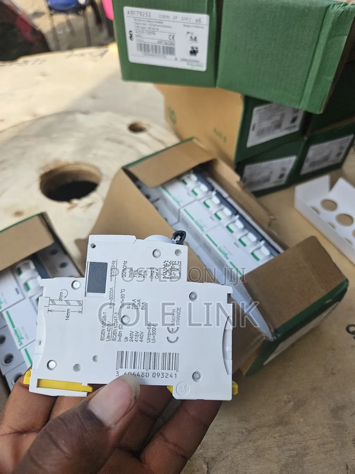 32amps 2pole MCB Breaker