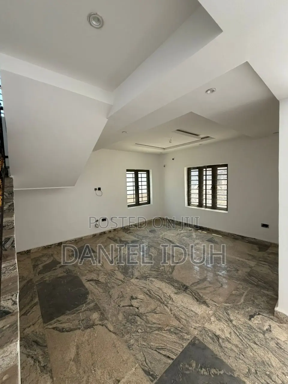 4bdrm Duplex in Kaura for rent