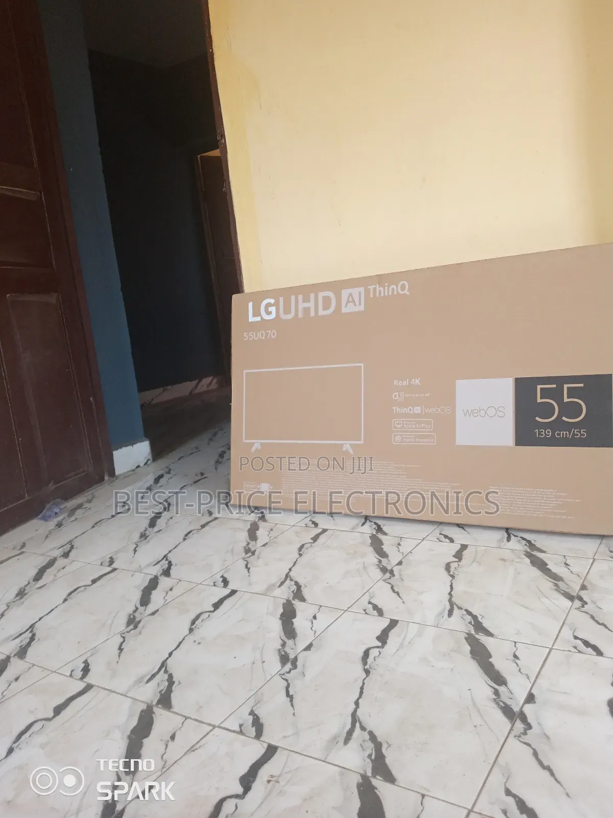 Lg 55 Inches Smart With Netflix and Youtube
