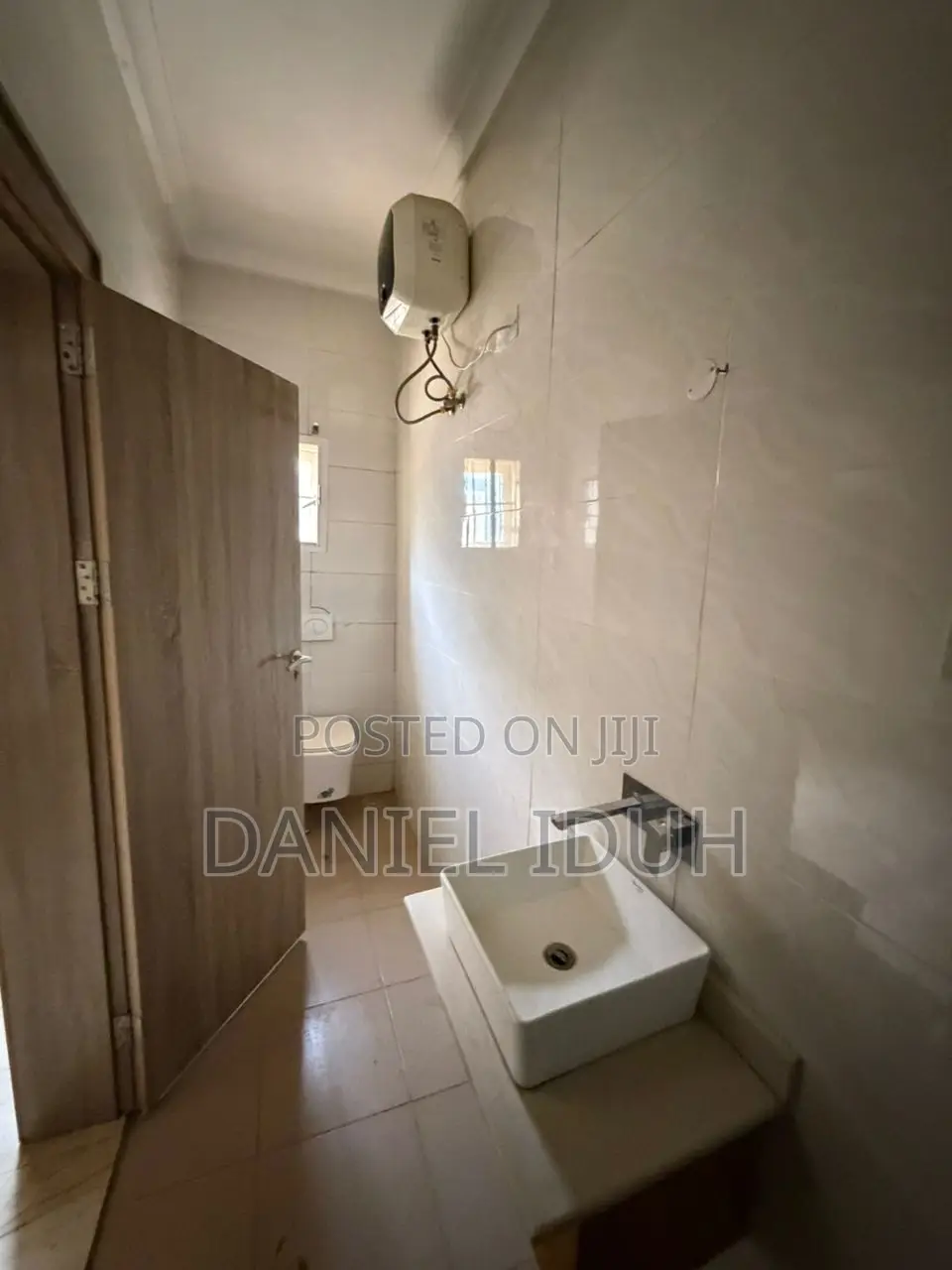 3bdrm Duplex in Jahi for sale
