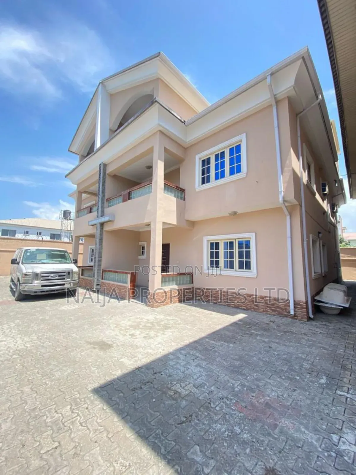 5bdrm Duplex in Oniru, Victoria Island Extension for rent