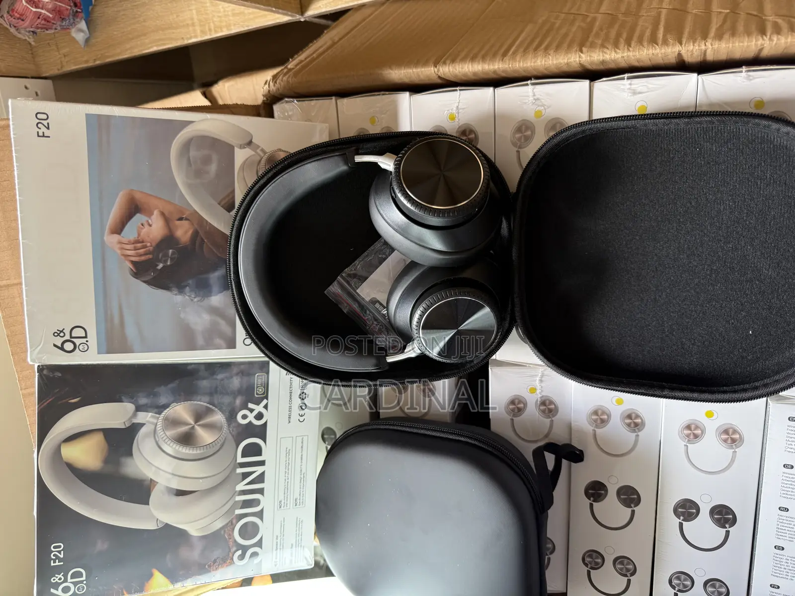 F20 Super Bass Wireless Headphone.