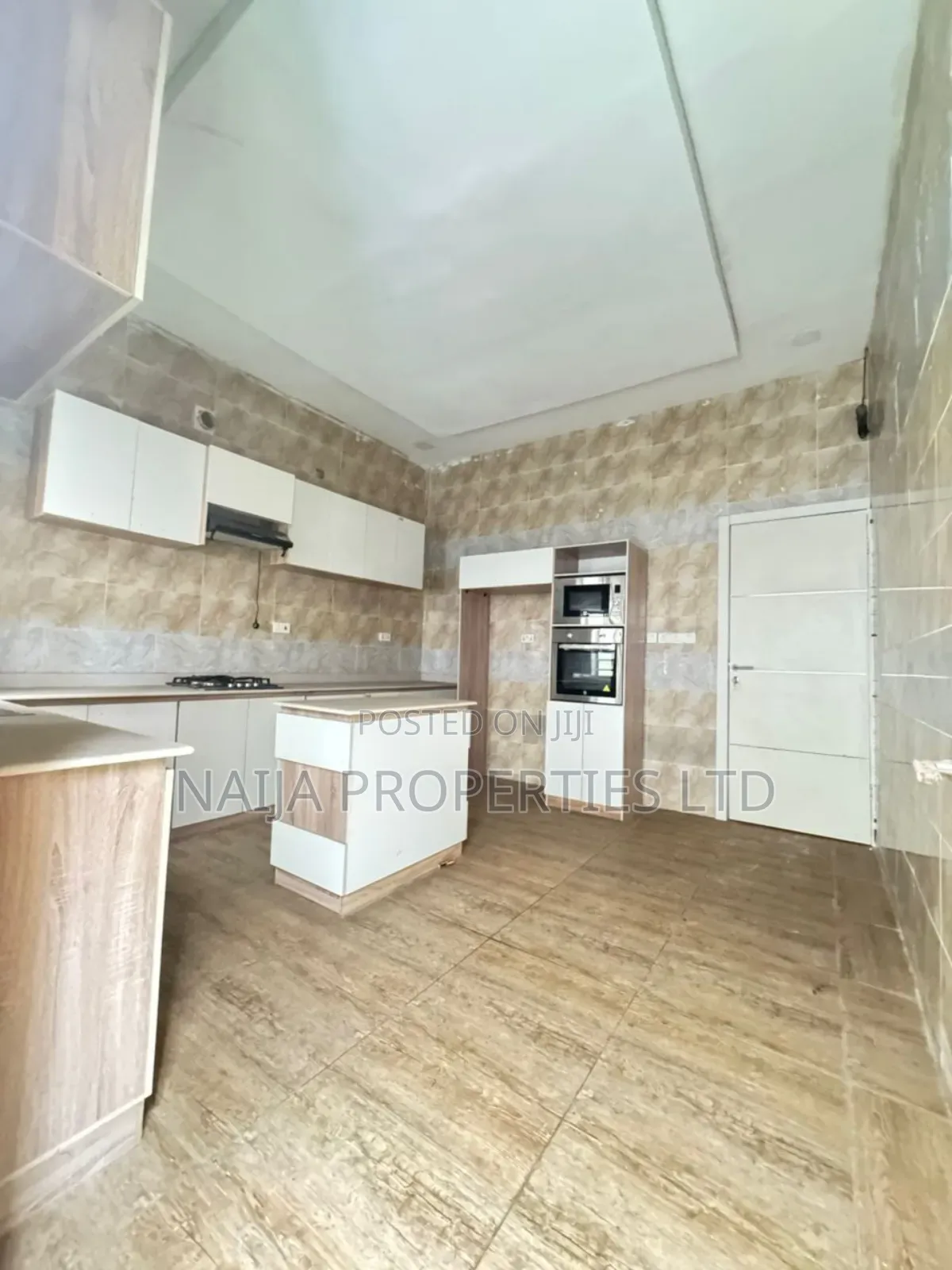 4bdrm Duplex in Orchid, Ikota for rent