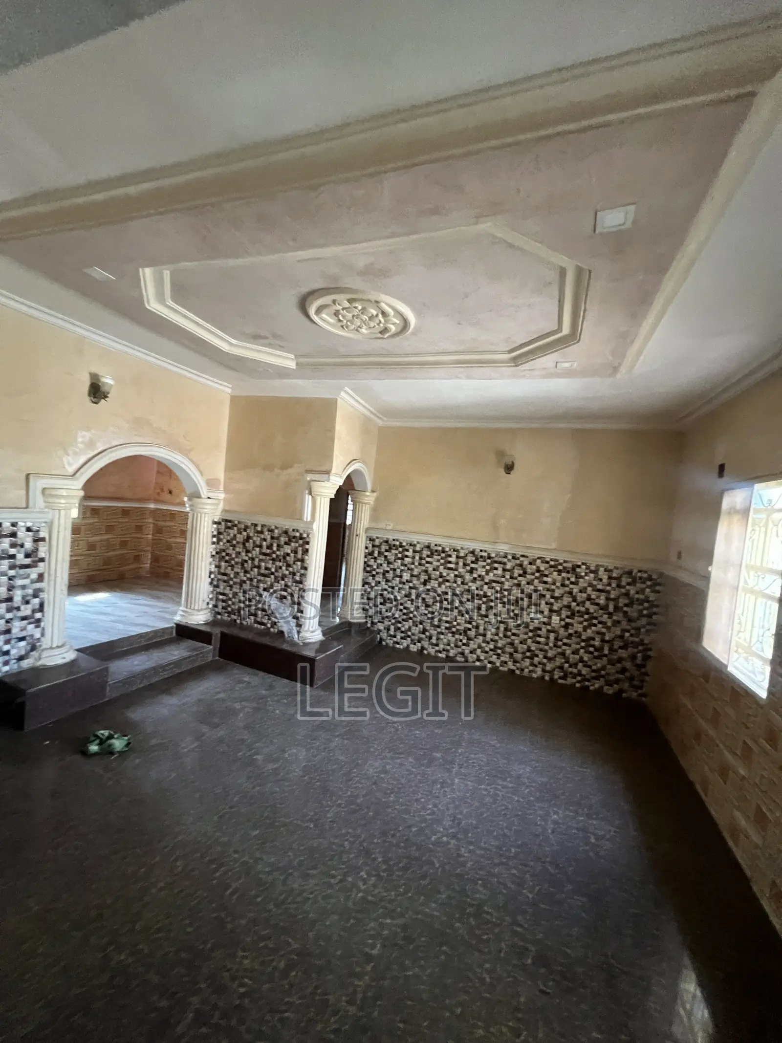 3bdrm Bungalow in Minna for sale