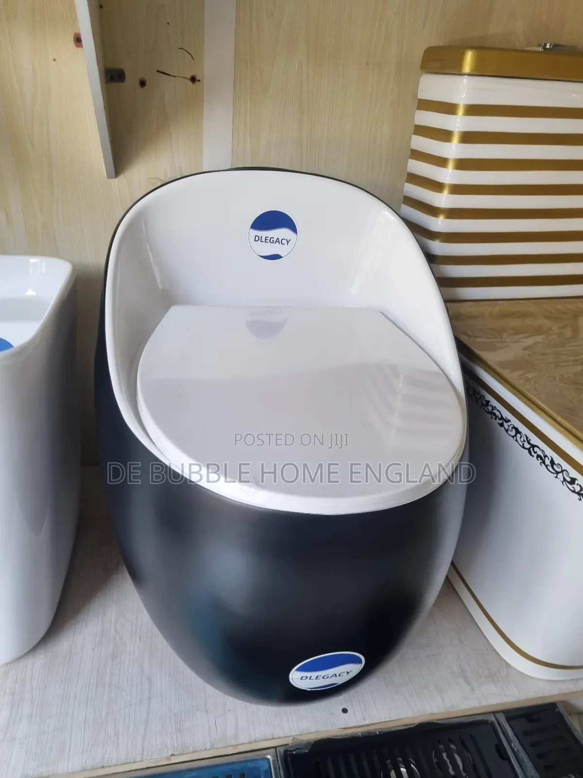Executive Water Closet Black White