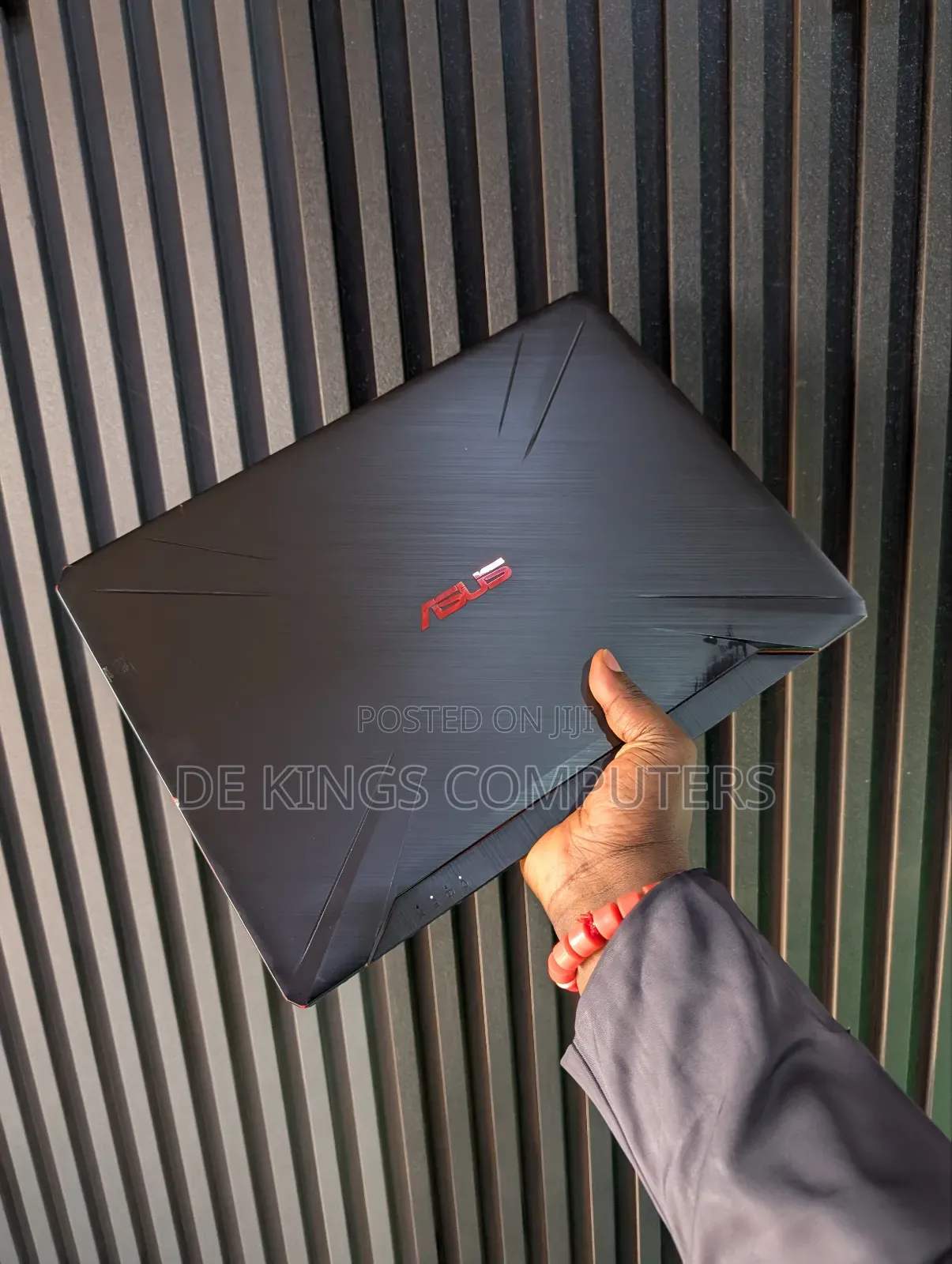 Laptop Asus TUF Gaming F16 8GB AMD Ryzen 5 SSD 256GB