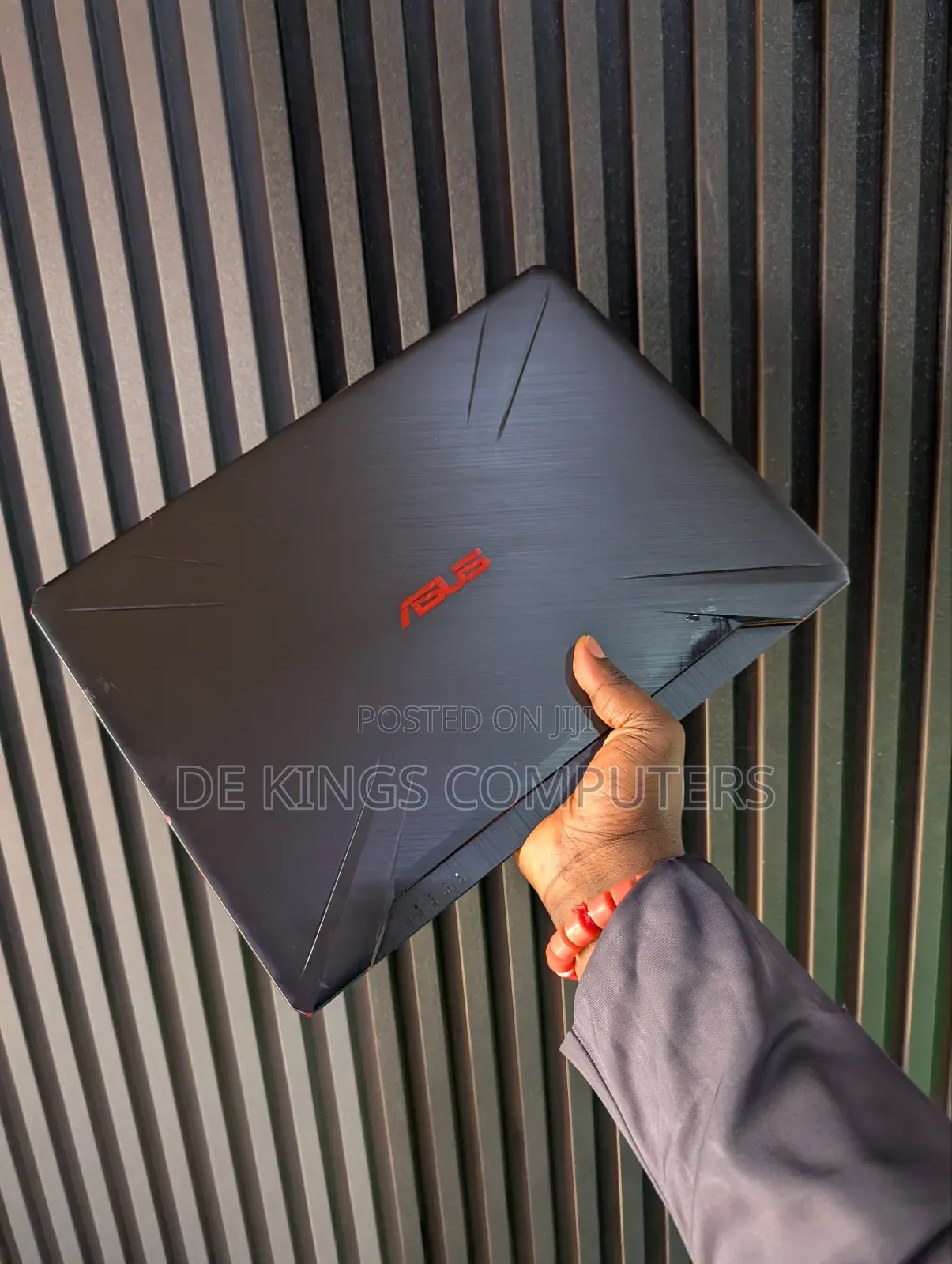 Laptop Asus TUF Gaming F16 8GB AMD Ryzen 5 SSD 256GB