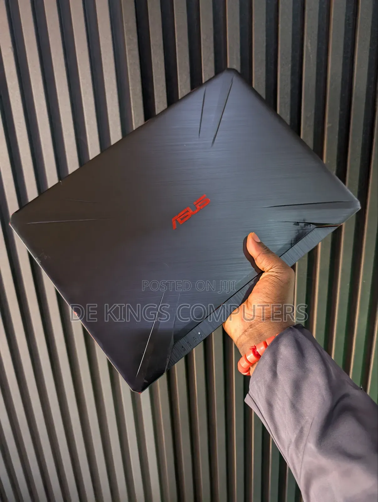 Laptop Asus TUF Gaming F16 8GB AMD Ryzen 5 SSD 256GB