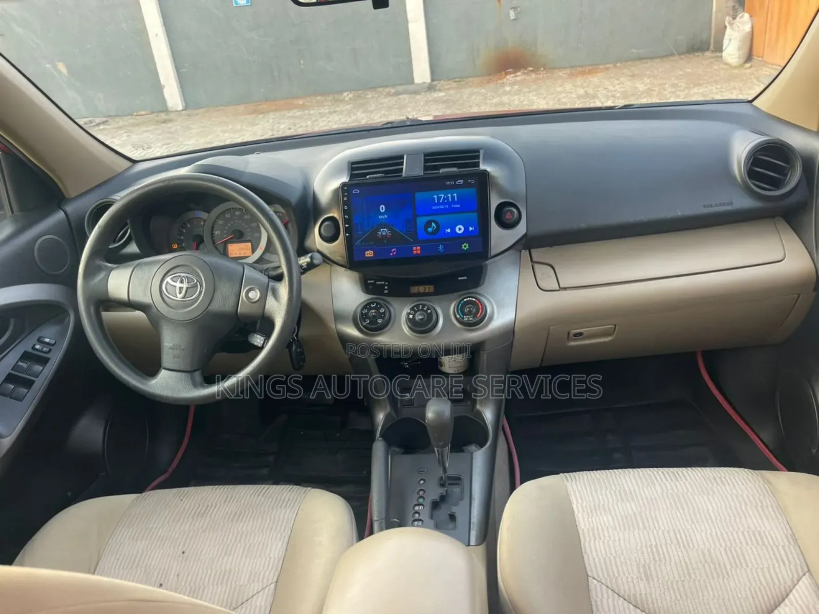 Toyota RAV4 2011 Red