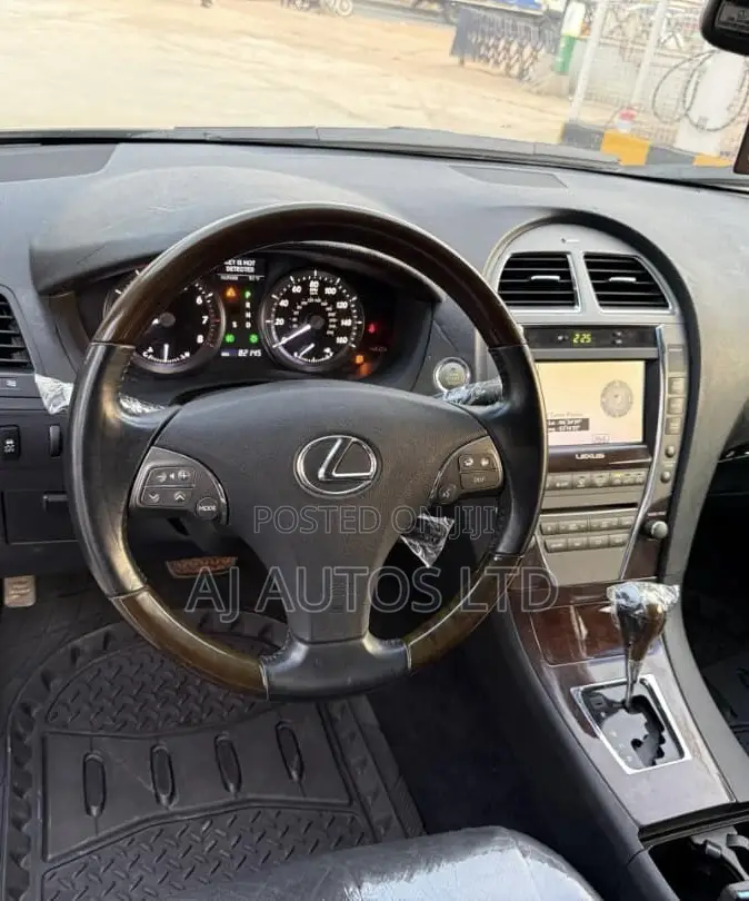 Lexus ES 350 2011 Gray