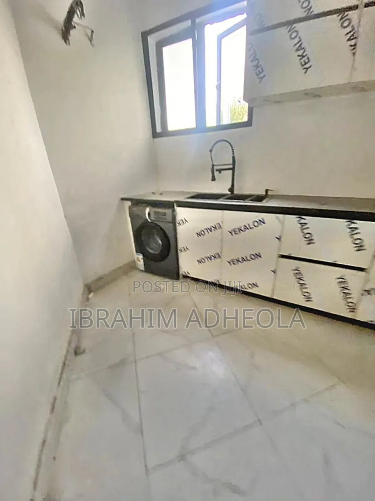 3bdrm Apartment in Ikeja Gra for sale