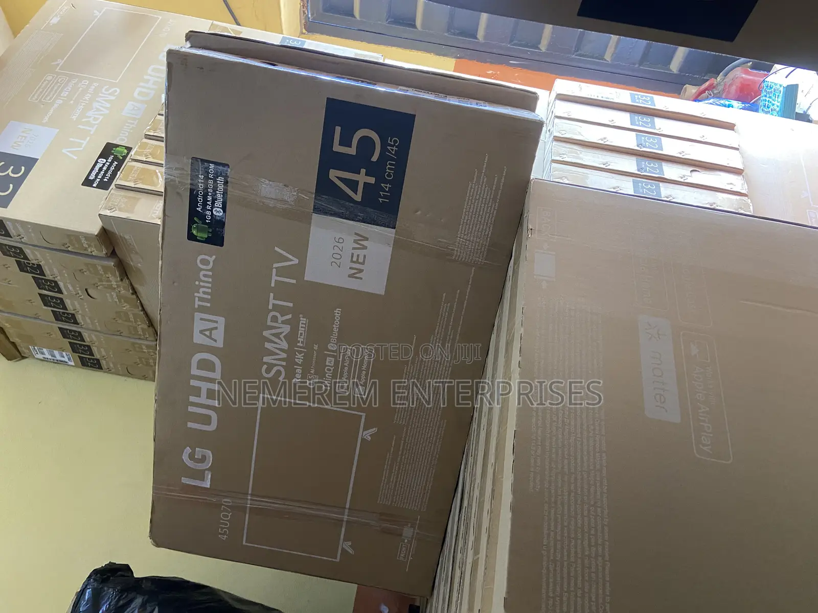 Lg 45" Smart Tv
