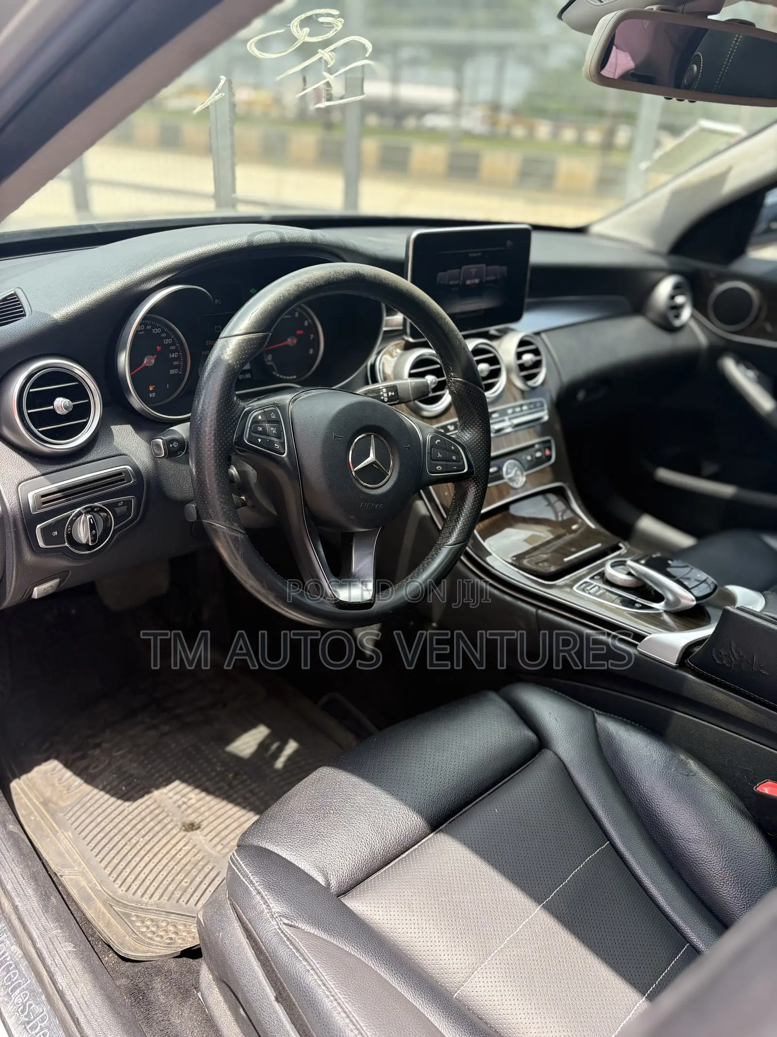 Mercedes-Benz C300 2016 Silver