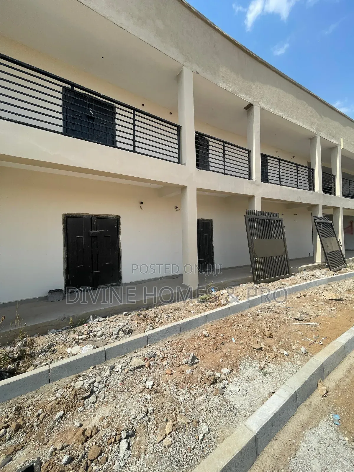 Semi Finished Shop in an Estate