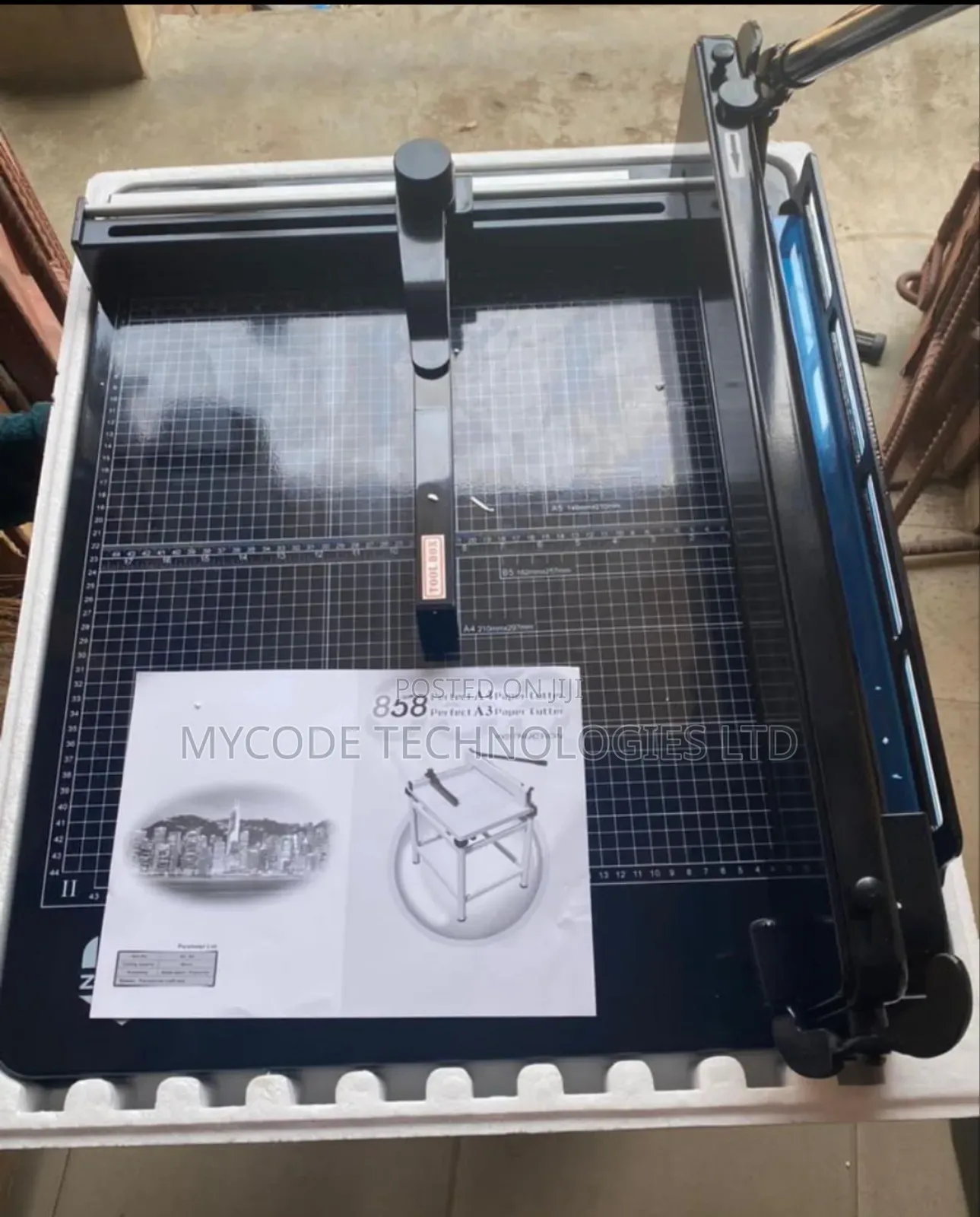 Manual A3+ Paper Cutting Machine | Heavy Duty Industrial Paper Cutter
