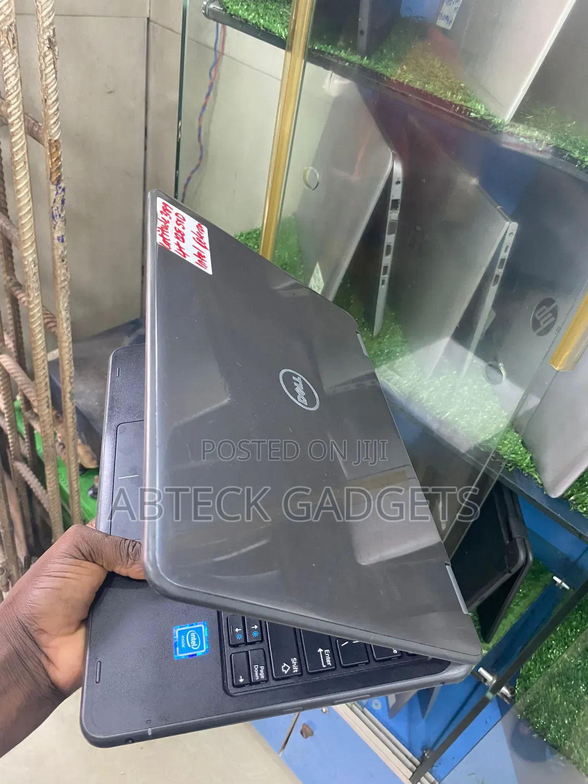 Laptop Dell Latitude 11 3189 4GB Intel SSD 128GB