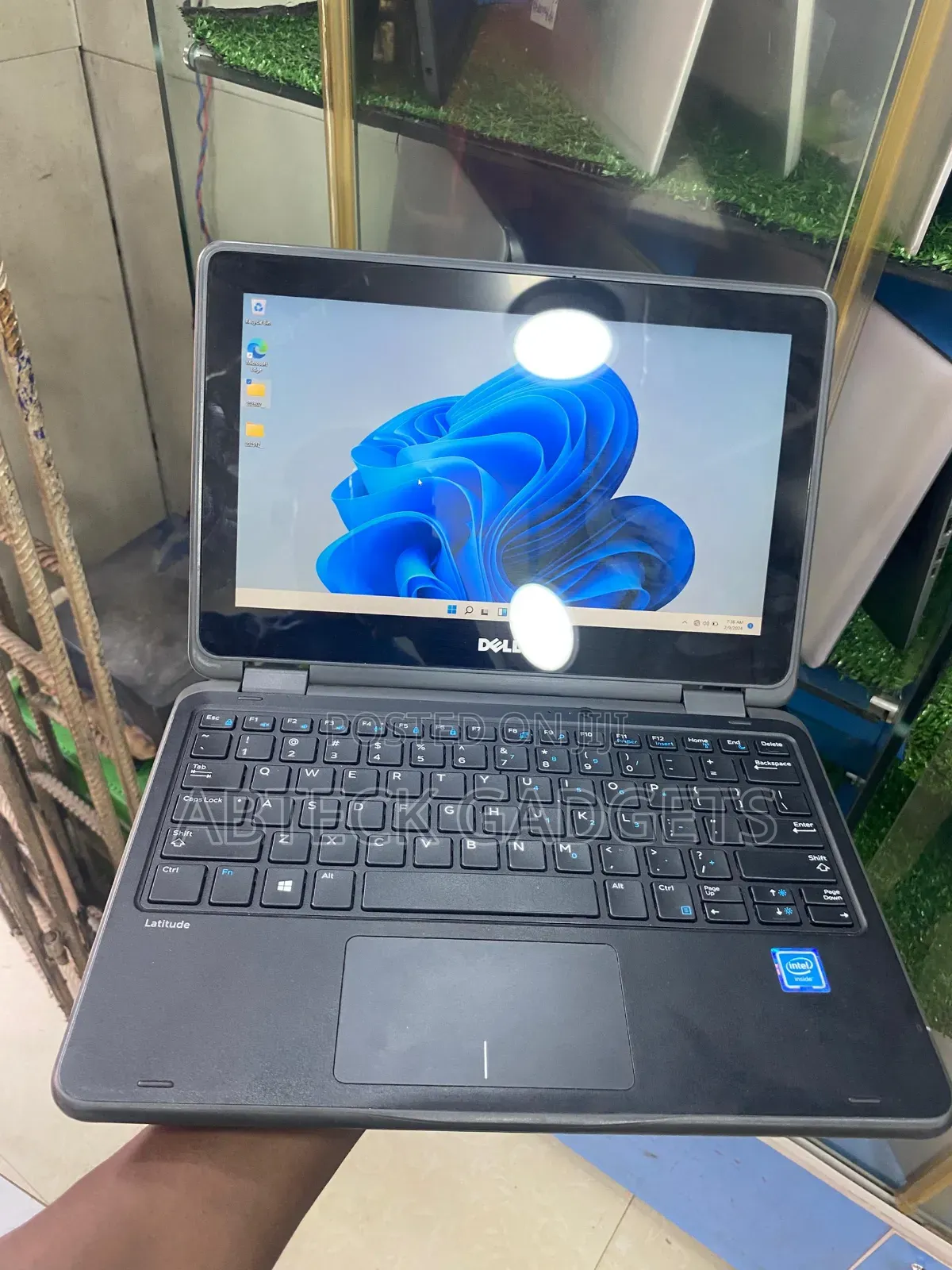 Laptop Dell Latitude 11 3189 4GB Intel SSD 128GB