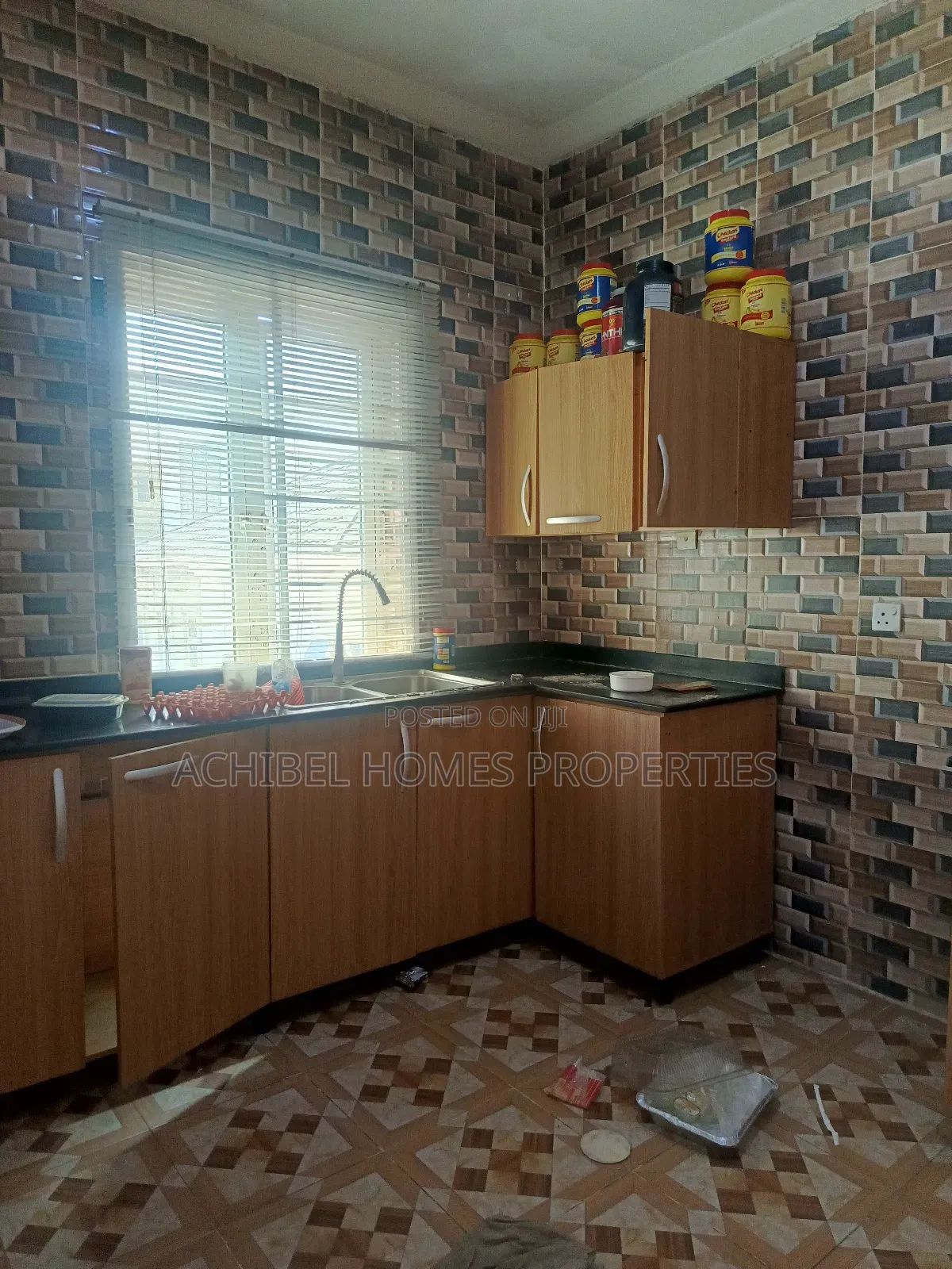 2bdrm Apartment in Ikota Gra for rent