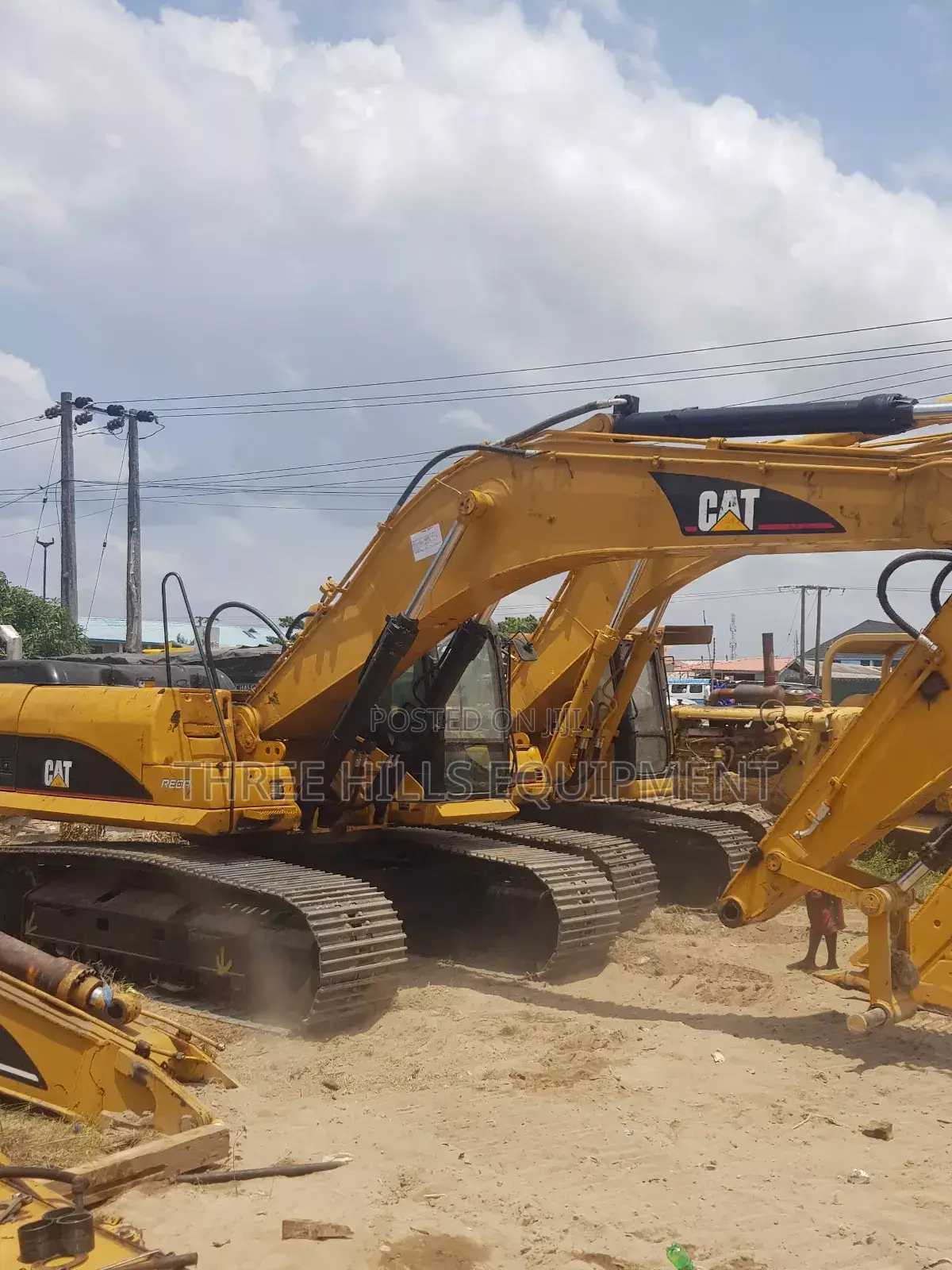 Excavator 330c L