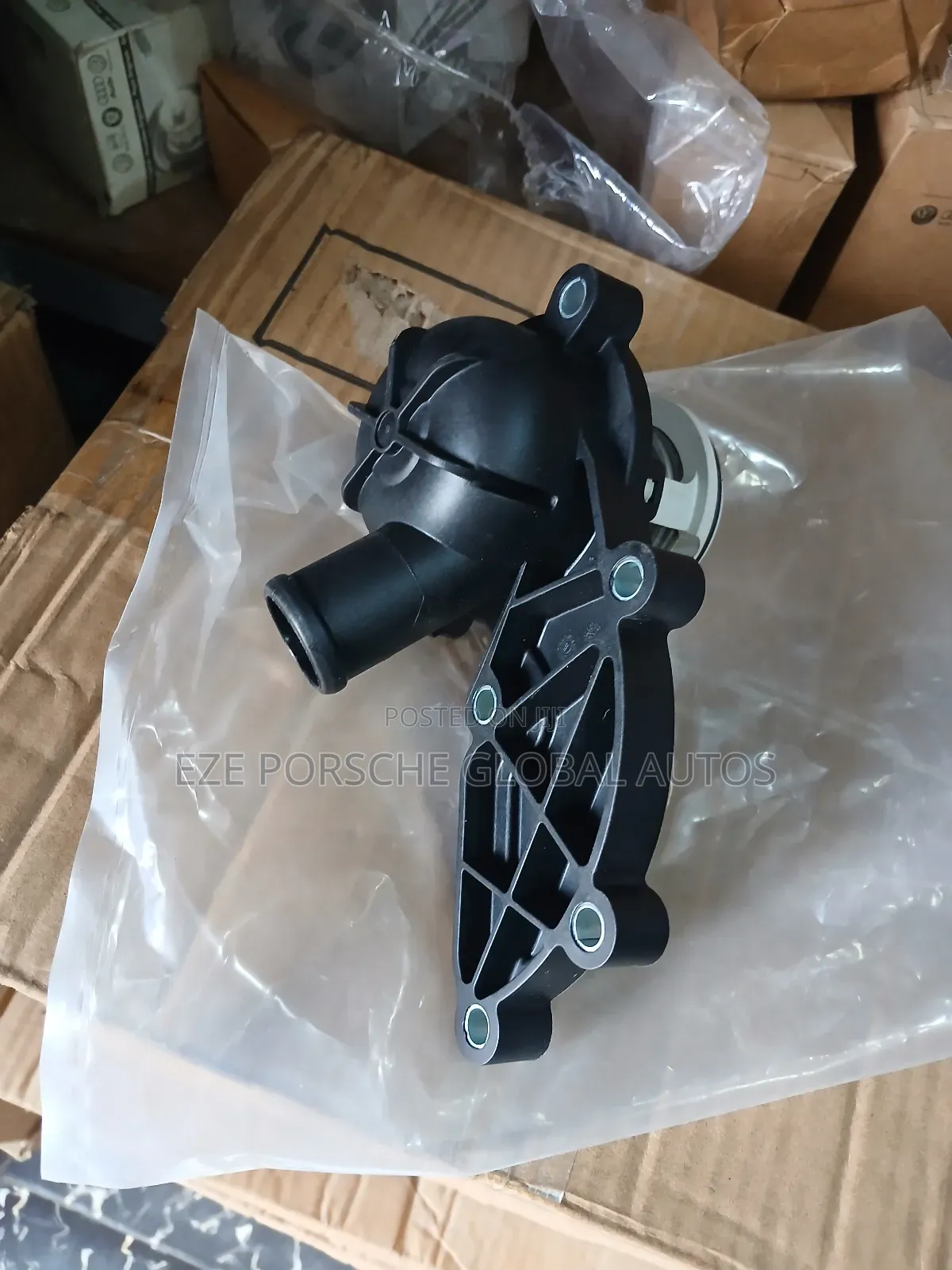 Engine Thermostat V6 3.2 Audi Q5, A5 and A6