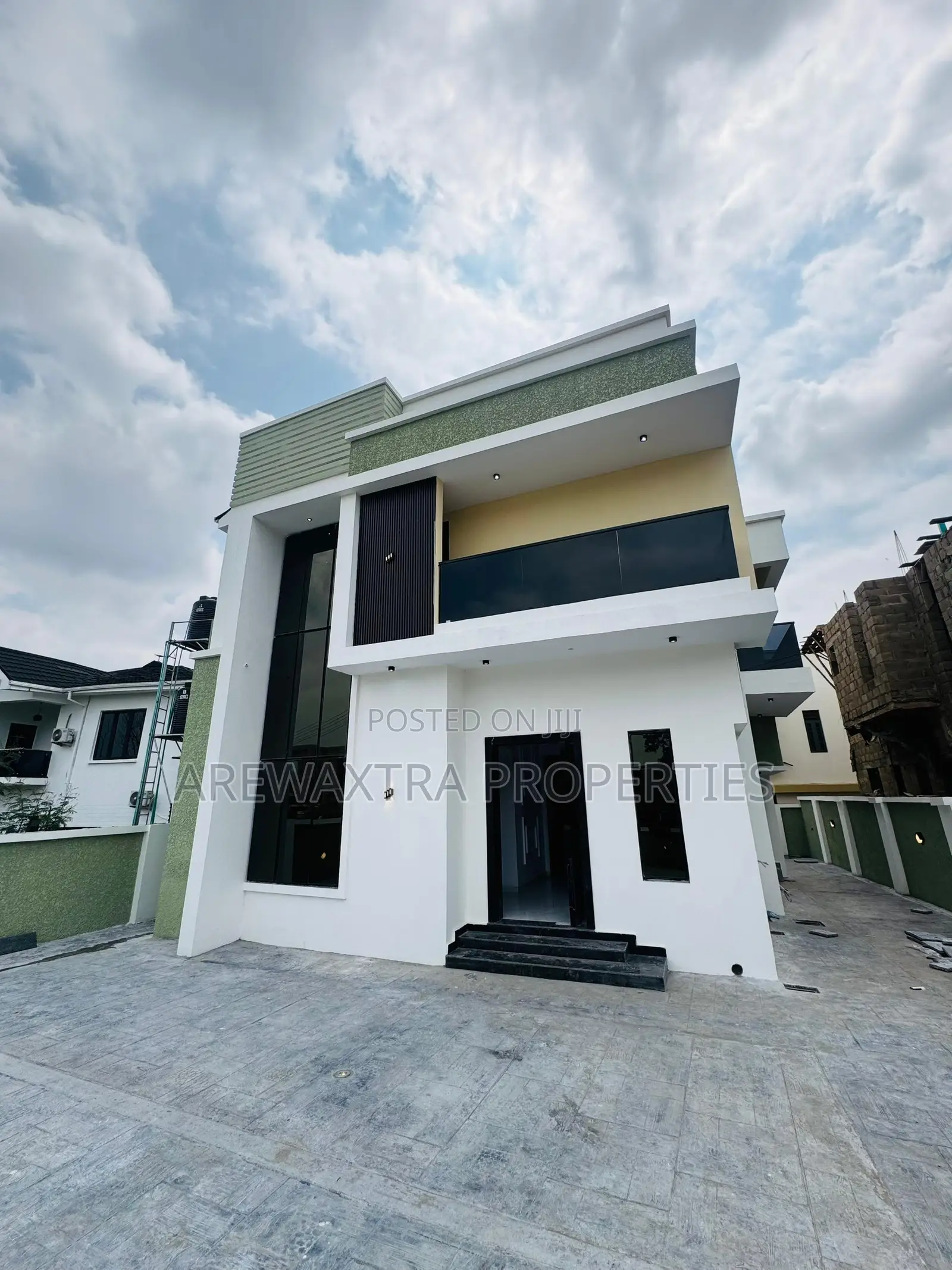 4bdrm Duplex in Carlton Gate Estate, Akobo for sale