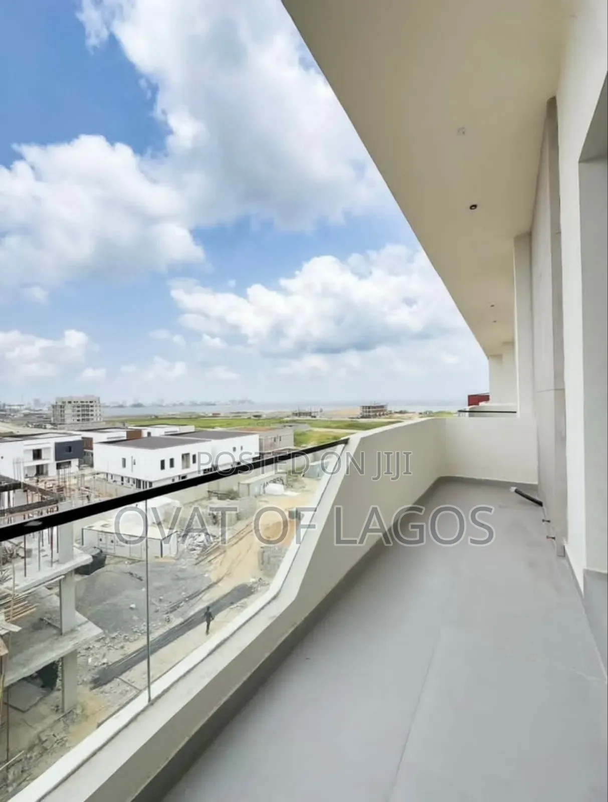 2bdrm Apartment in Lekki Phase 1 for sale
