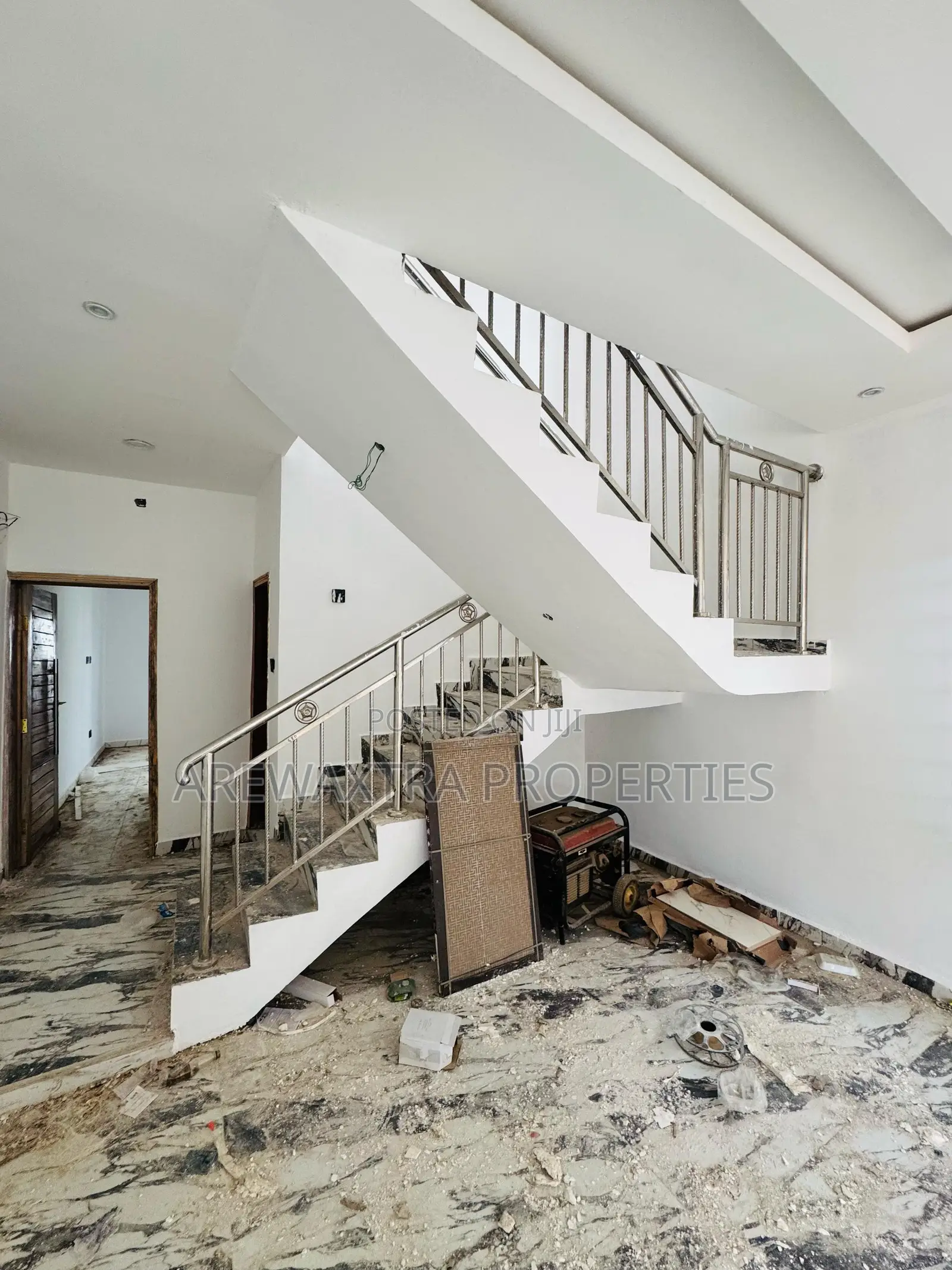 4bdrm Duplex in Kolapo Ishola Estate, Akobo for sale