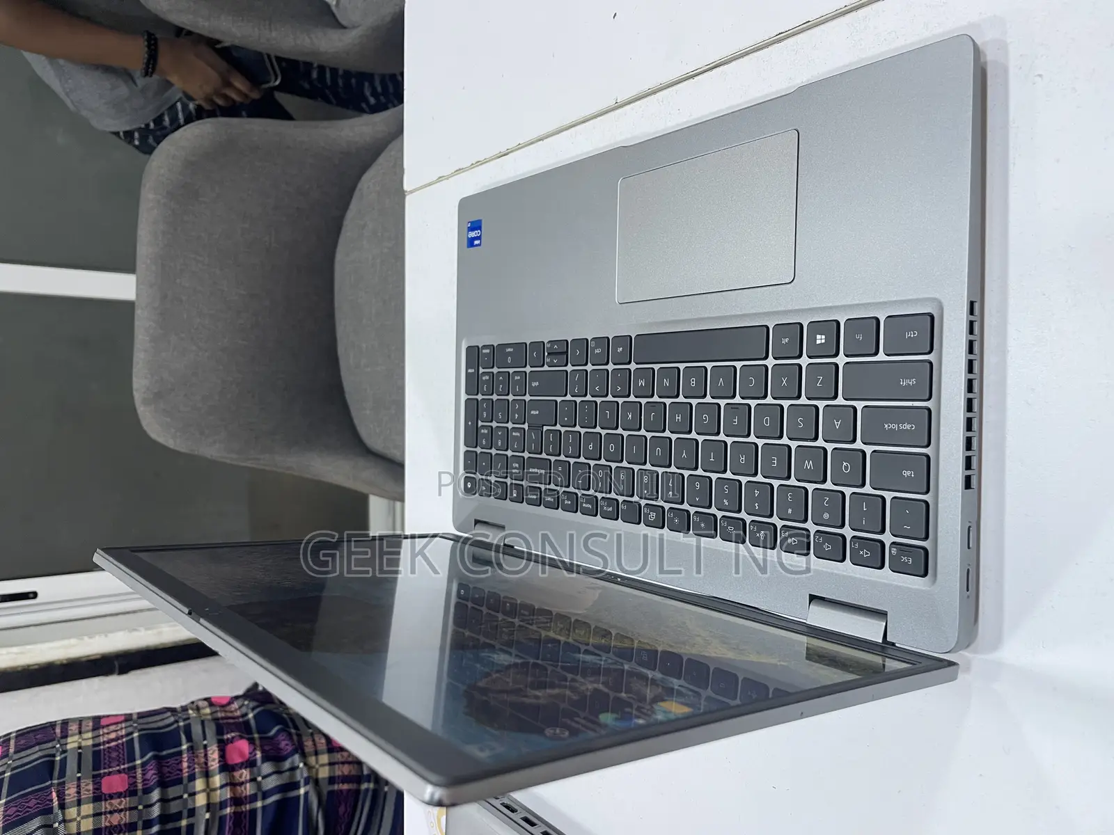 Laptop Dell Latitude 5520 16GB Intel Core i7 SSD 512GB