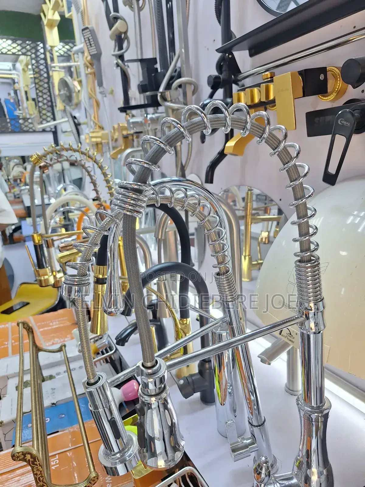 Smooth Flow Premium Kitchen Faucet