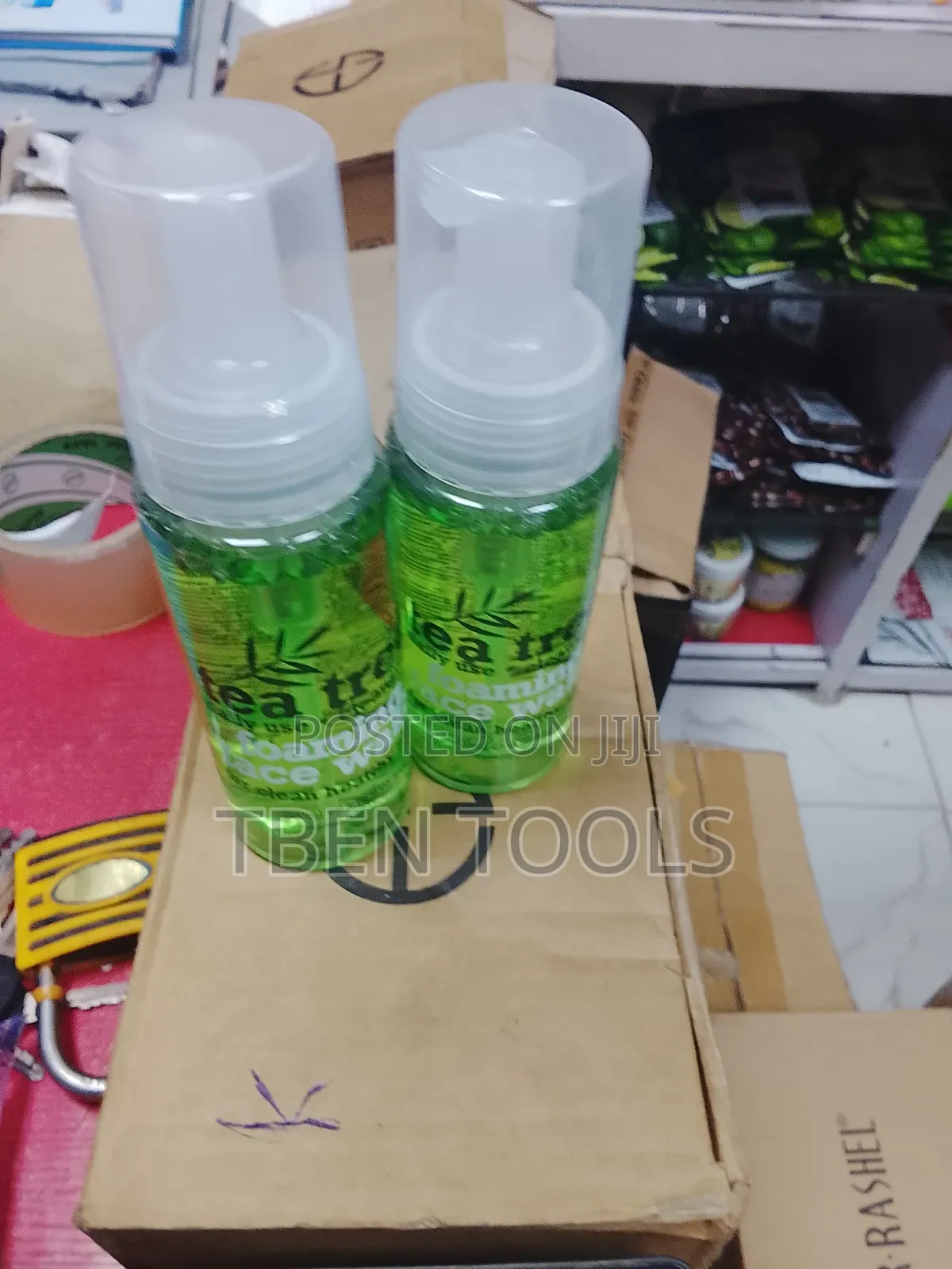 Tea Tree Foaming Face Wash