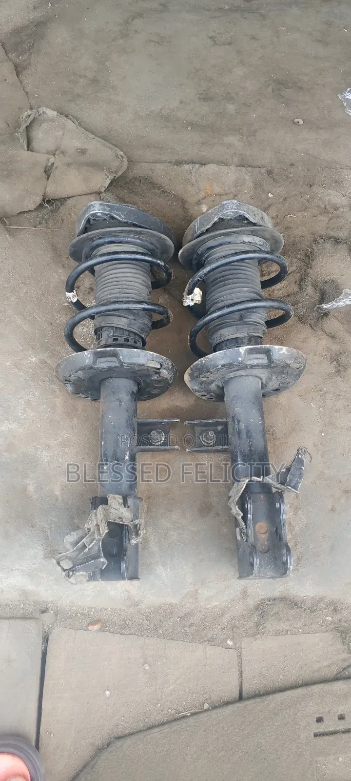 Front Shocks Cla
