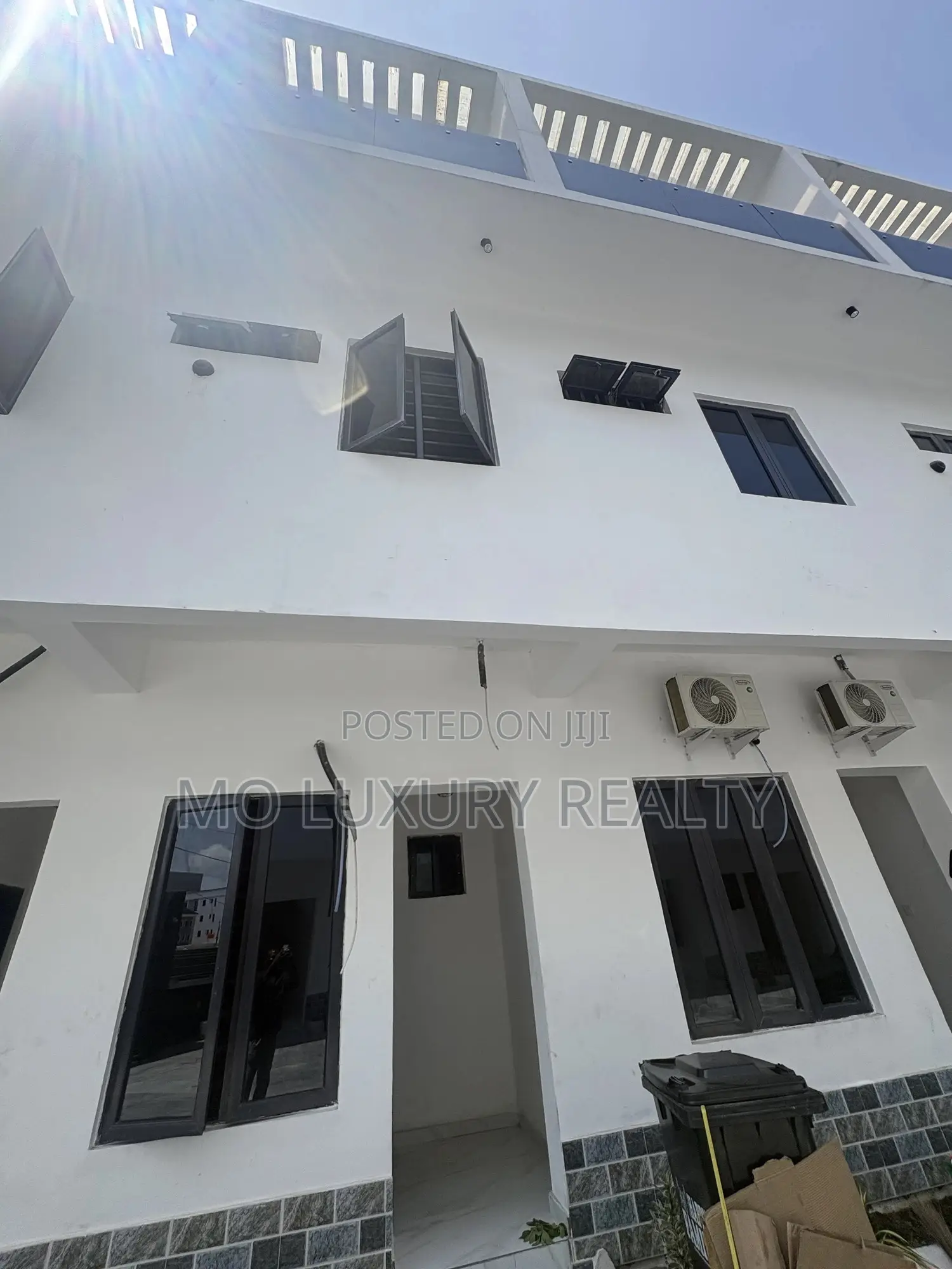 2bdrm Townhouse / Terrace in Lekki Phase 1 for rent