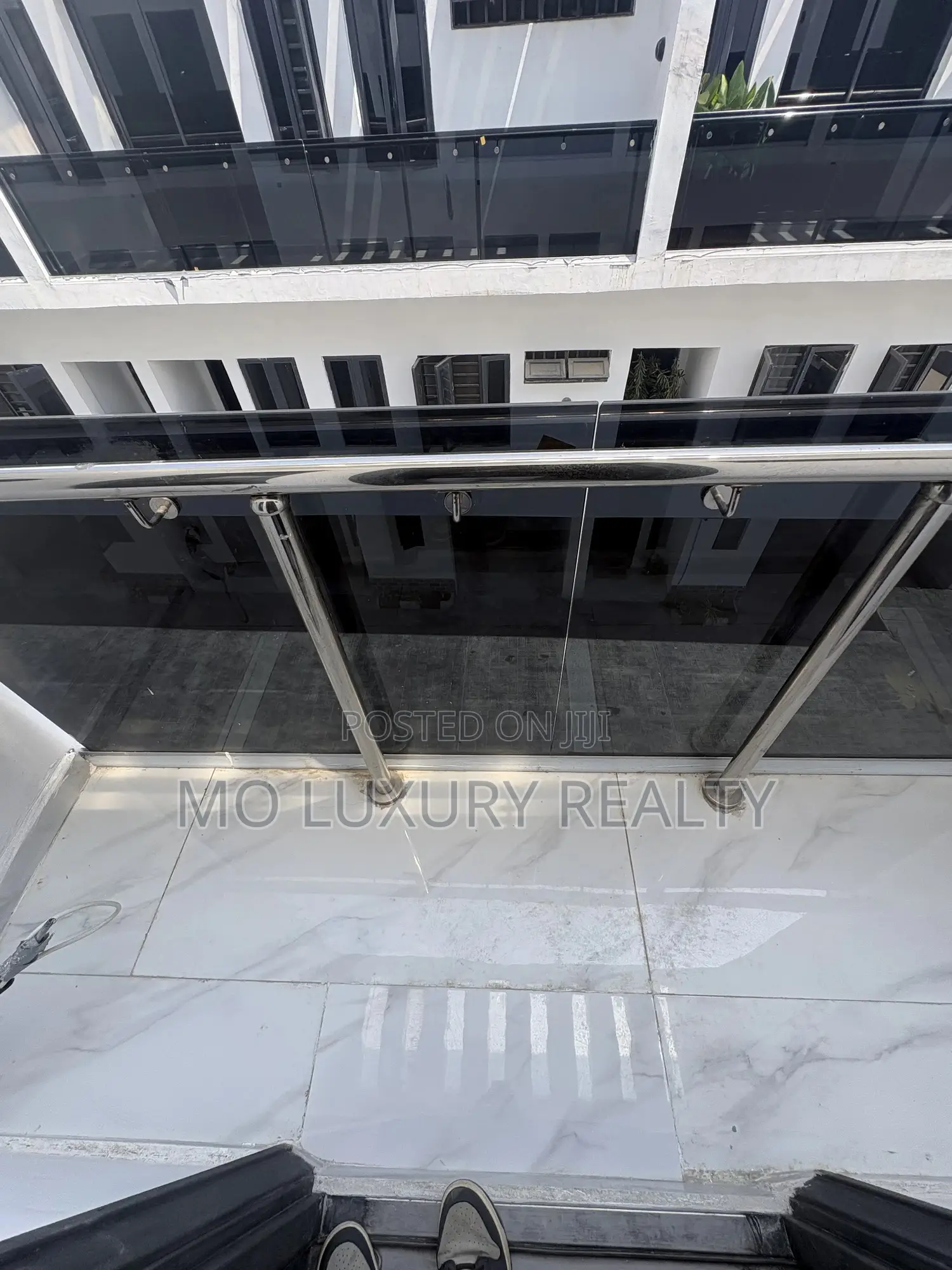 2bdrm Townhouse / Terrace in Lekki Phase 1 for rent