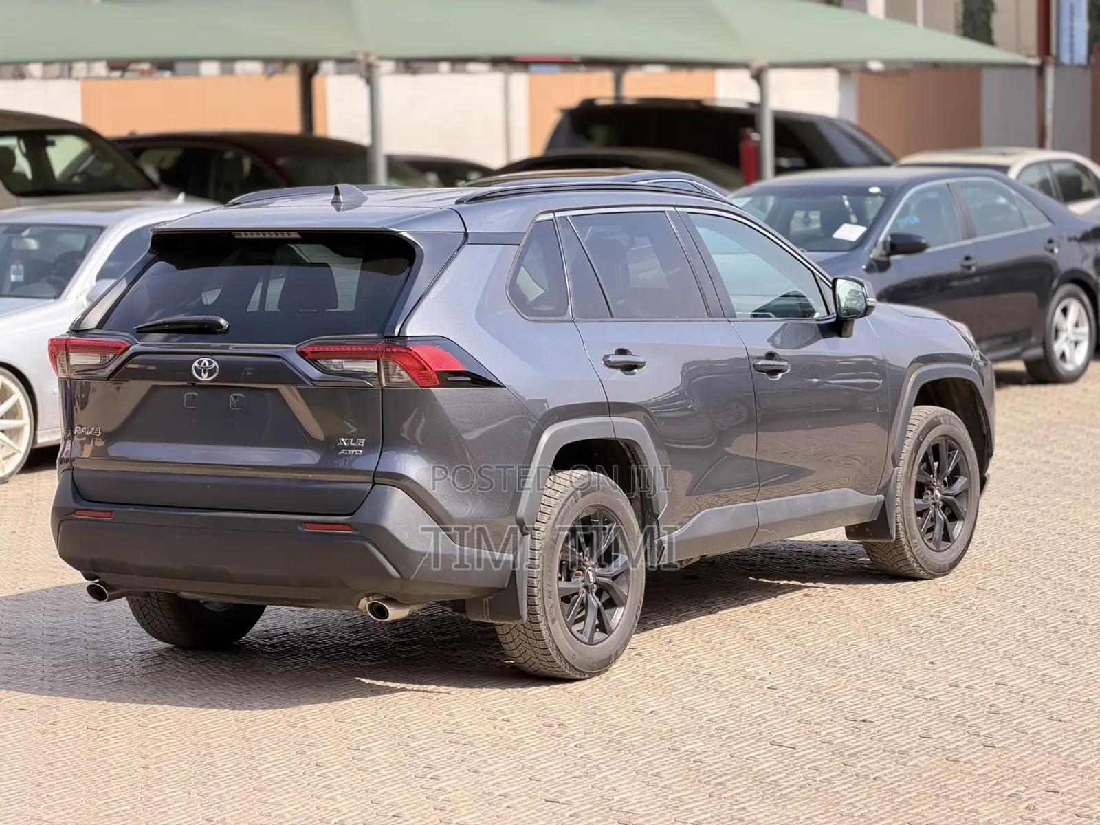 Toyota RAV4 Limited 2022 Gray