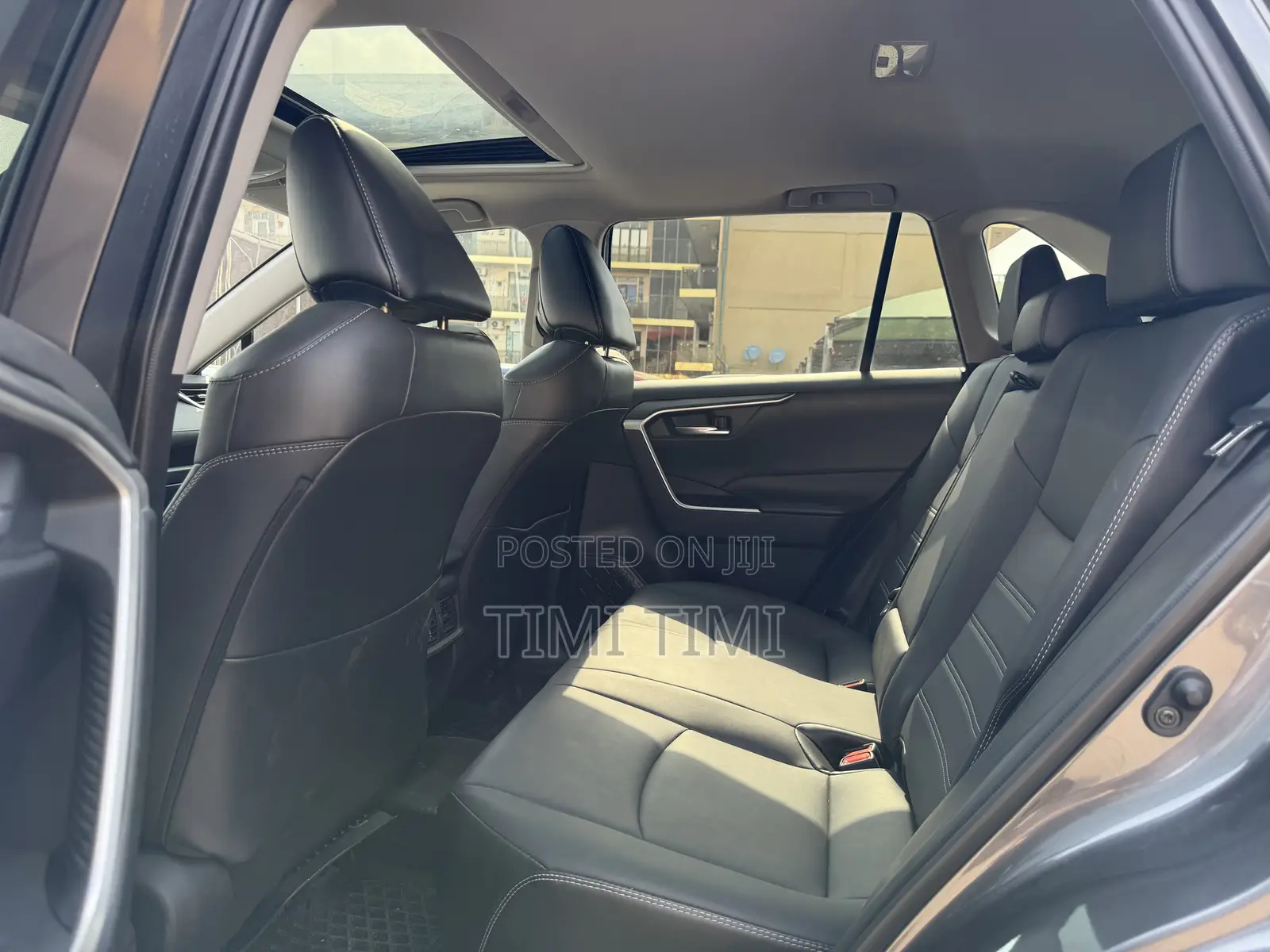 Toyota RAV4 Limited 2022 Gray