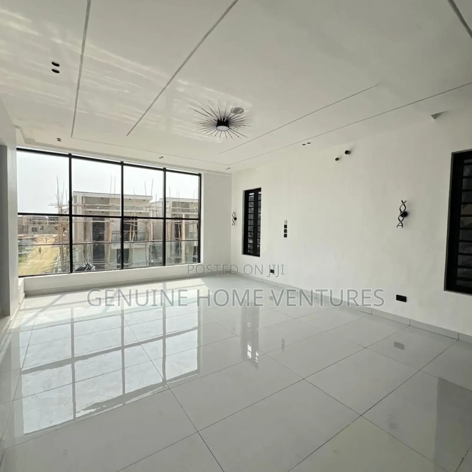 5bdrm Duplex in Off Lekki-Epe Expressway for sale